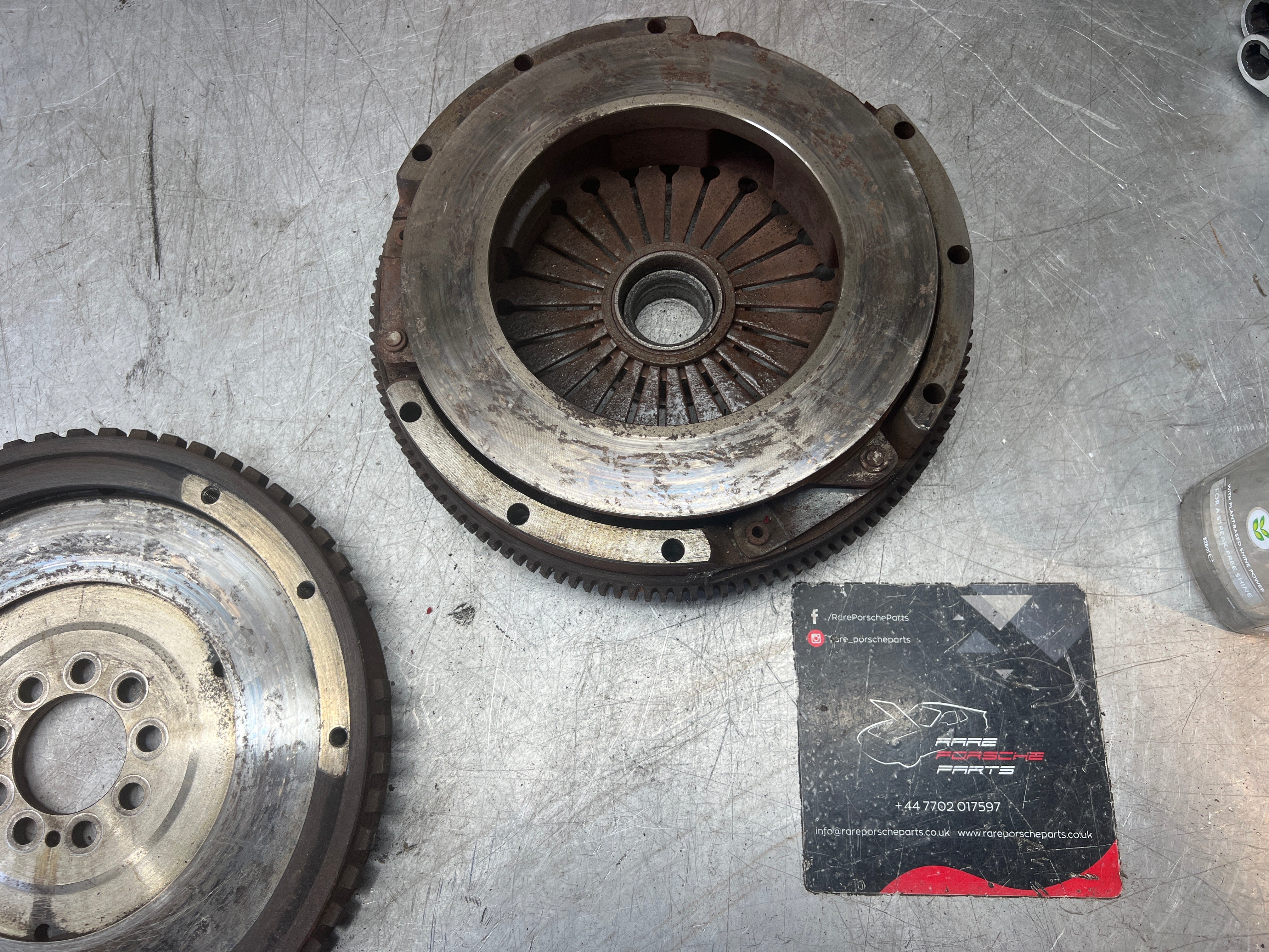 944 S2 3.0 Flywheel and pressure plate, used condition 951 116 023 01 95111602301 - Image 7