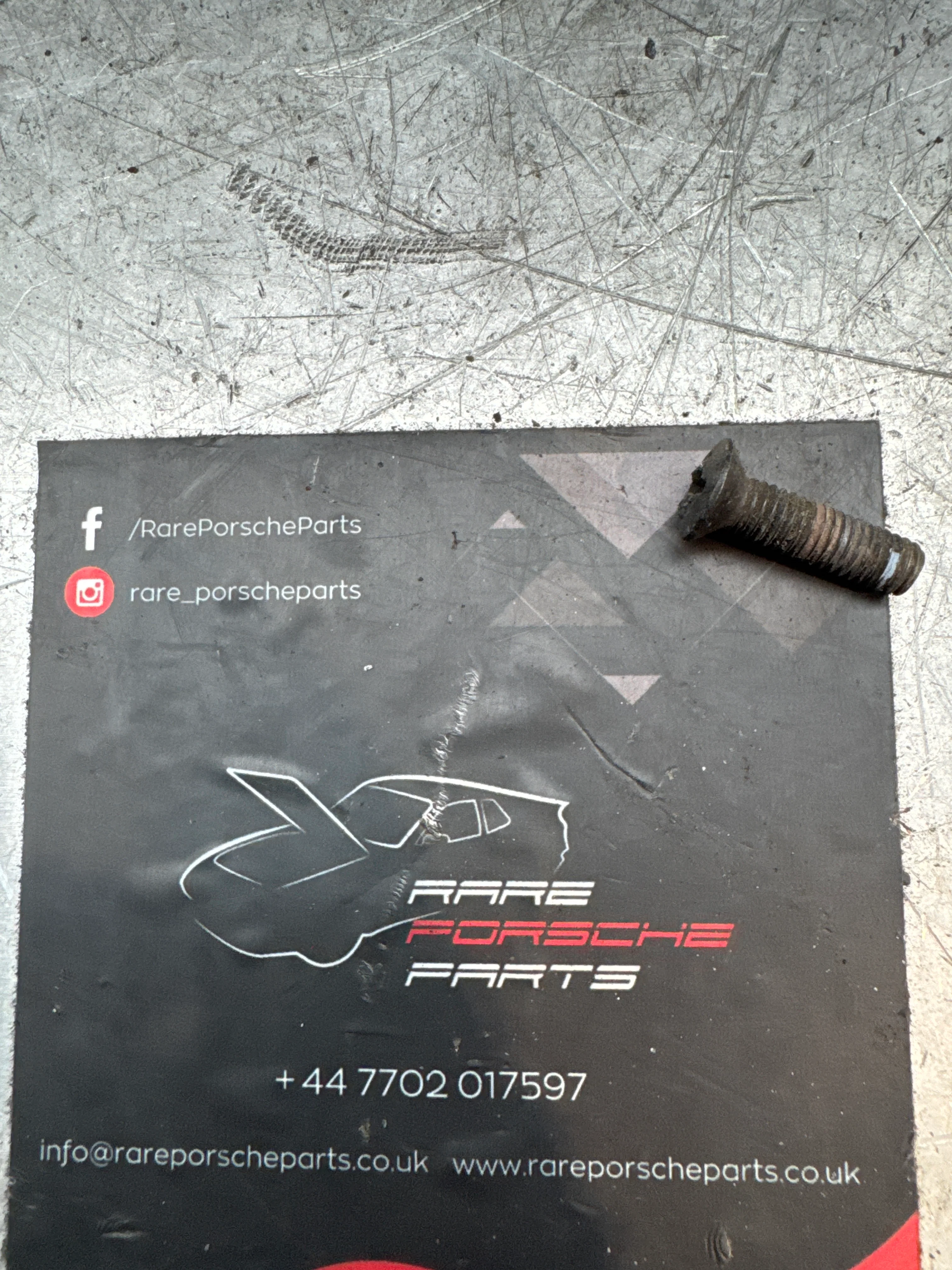 Porsche 924 944 Countersunk-Head Screw M6 X 22 84- 99921901207