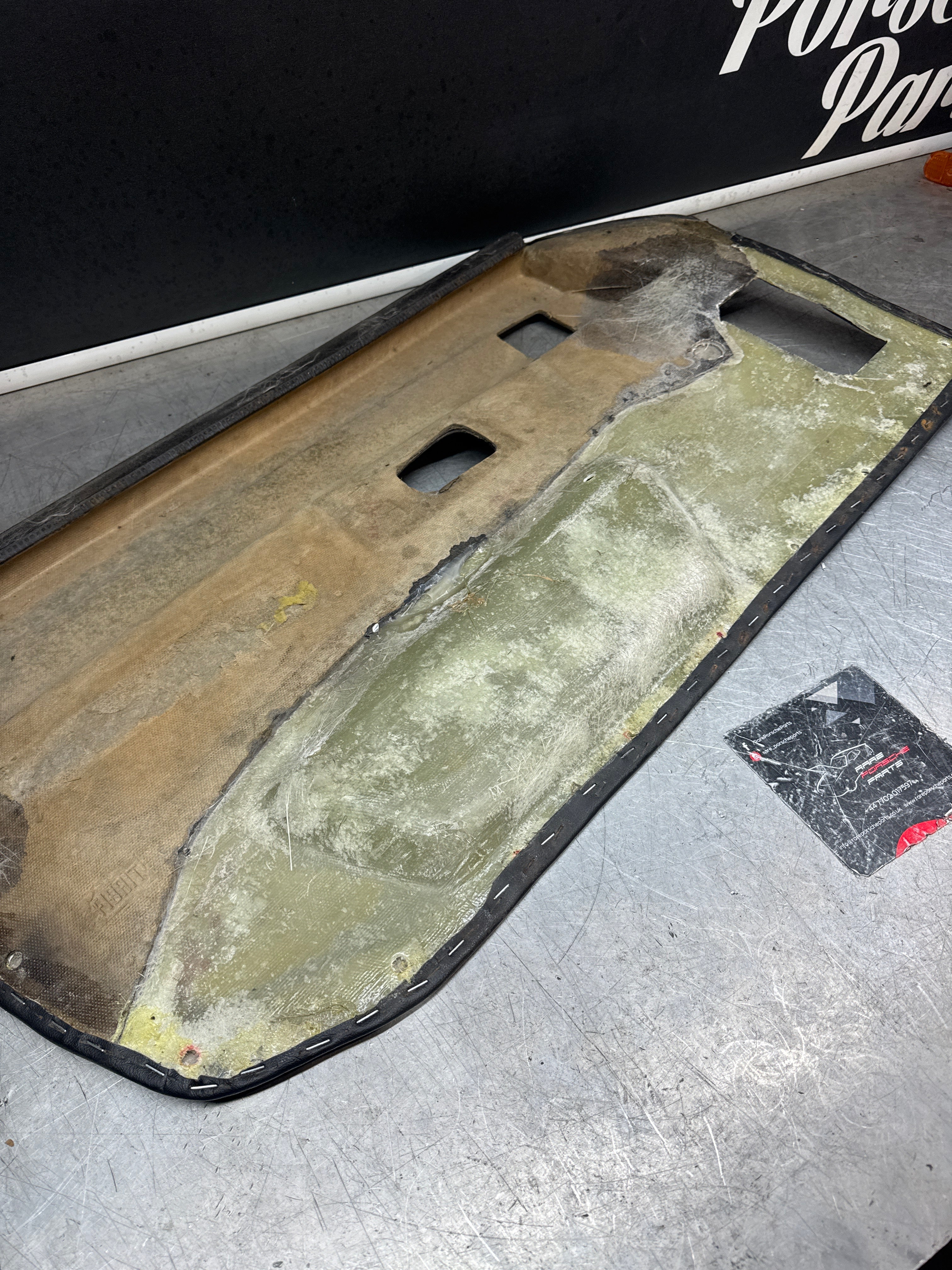 Porsche 924/944 early Porsche black door card used condition right side, Rhd, Fibreglass repaired. 478867012 - Image 10