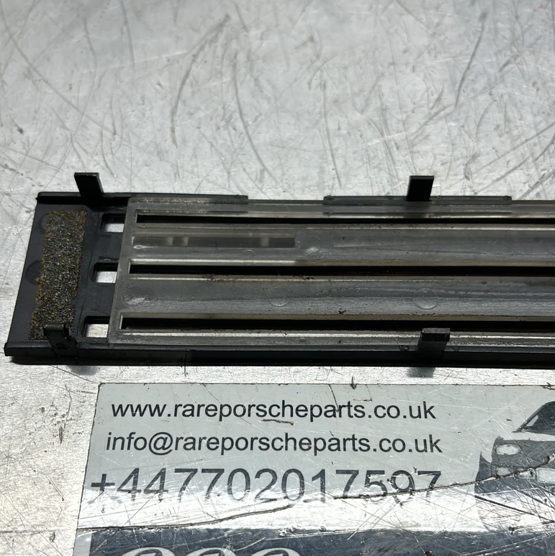 Porsche 924 early Heater control fascia panel, used 477819043B - Image 6