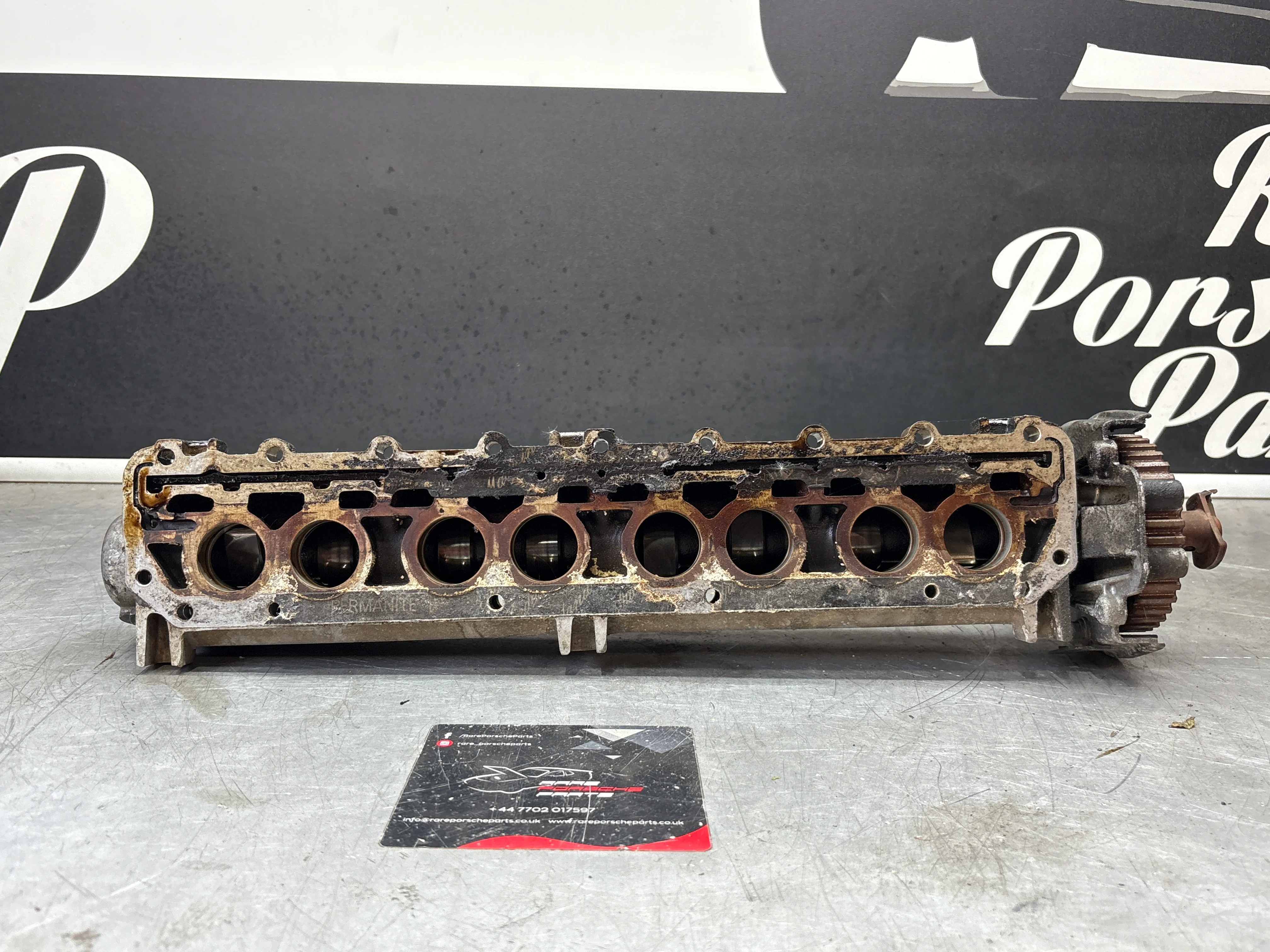 Porsche 924S 944 2.5 2.7 camshaft housing without tappets with camshaft 9441052506R - Image 11