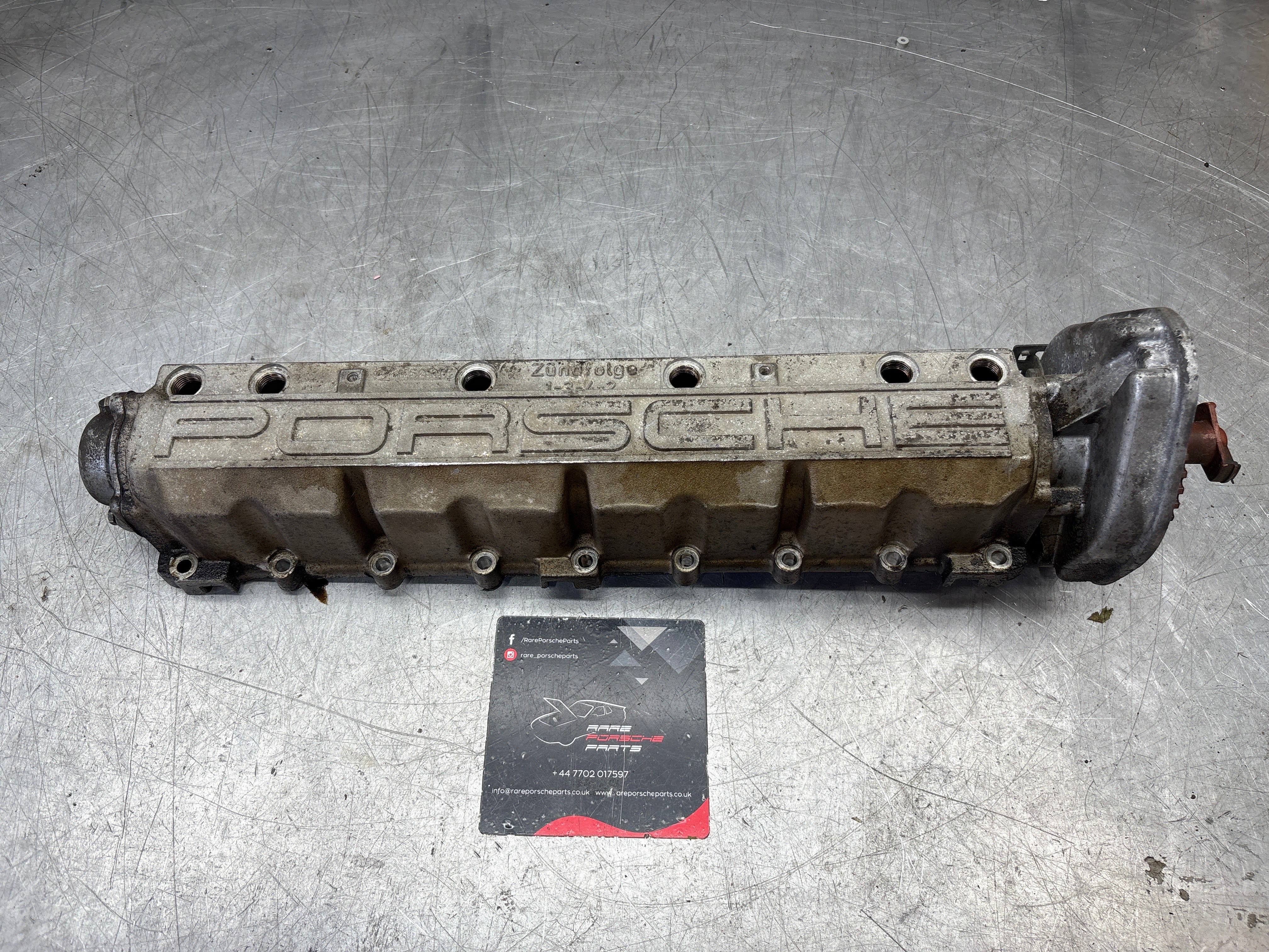 Porsche 924S 944 2.5 2.7 camshaft housing without tappets with camshaft 9441052506R - Image 2