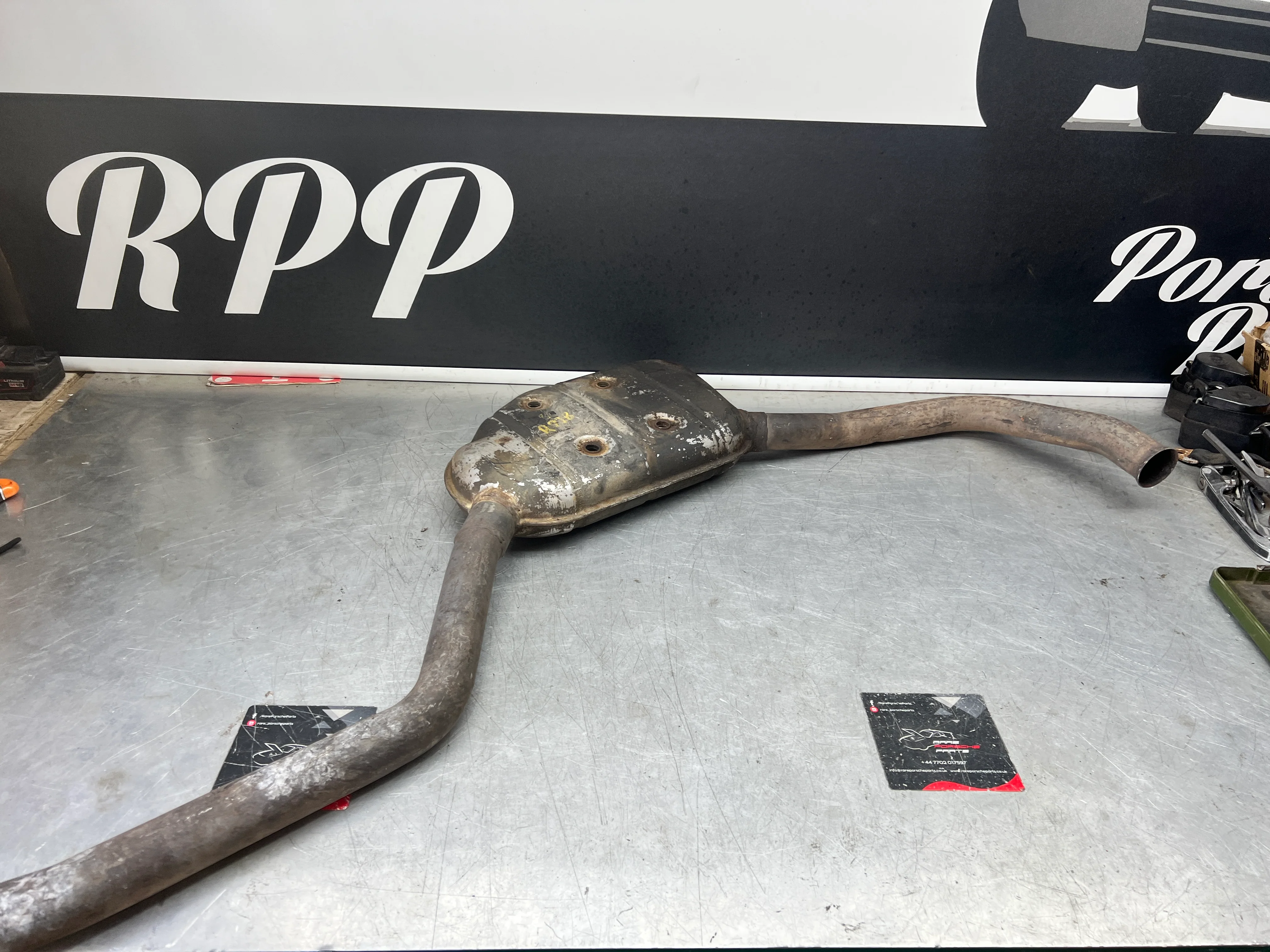 Porsche 928 Left side silencer, used 92811109302 - Image 3