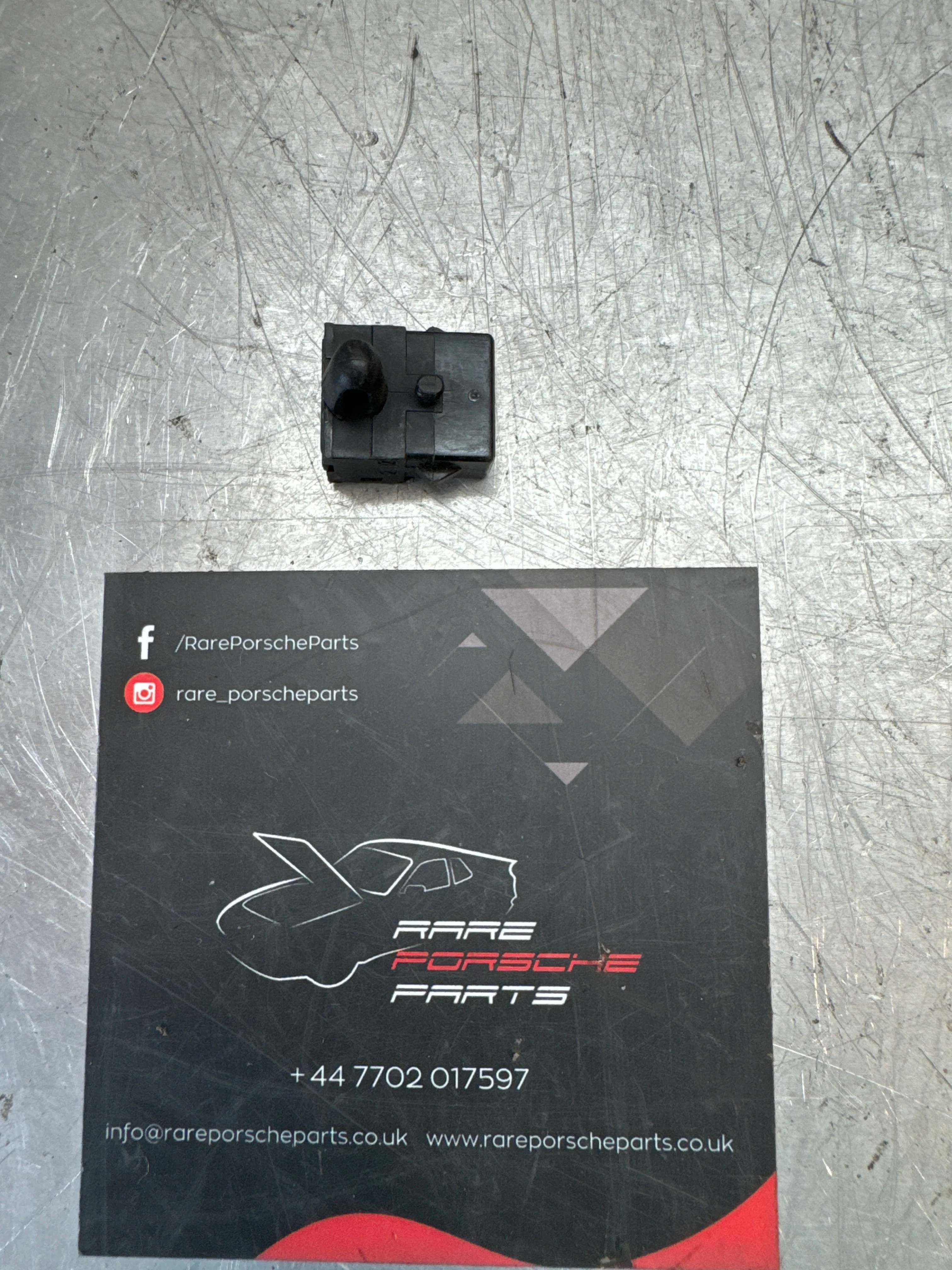 Porsche 944 tip switch 94464132100 used - Image 2