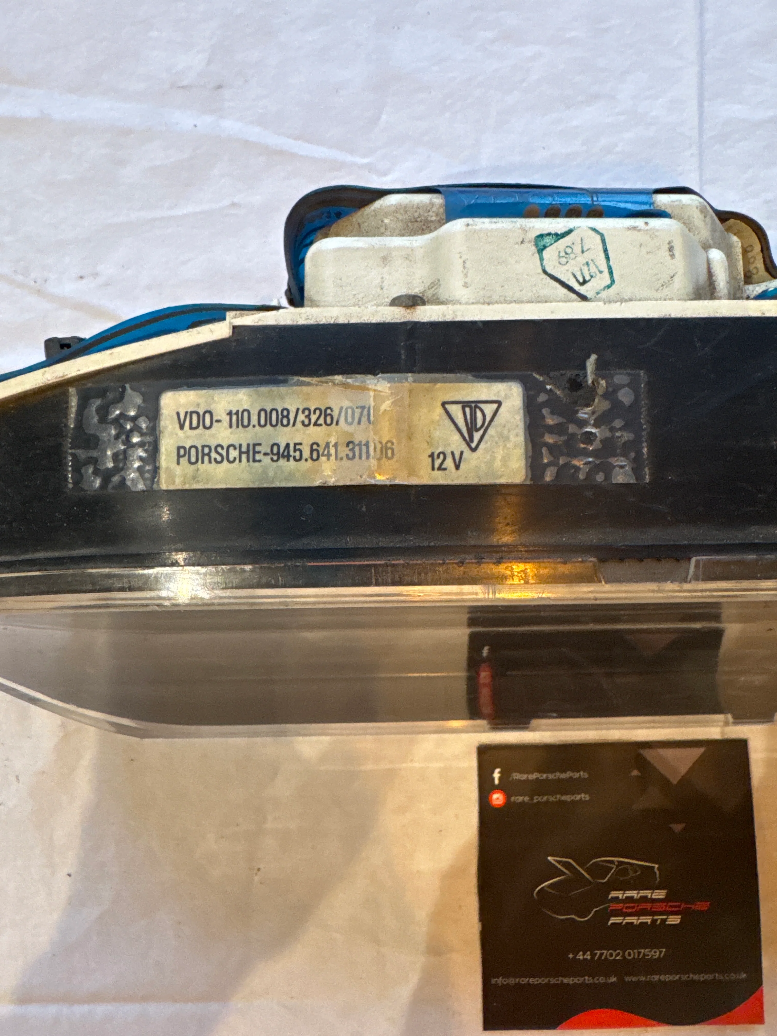 Porsche 944 dash clock binnacle pod speedometer, 94564131106 used 038760 miles plastic screen has some small scratches - Image 2