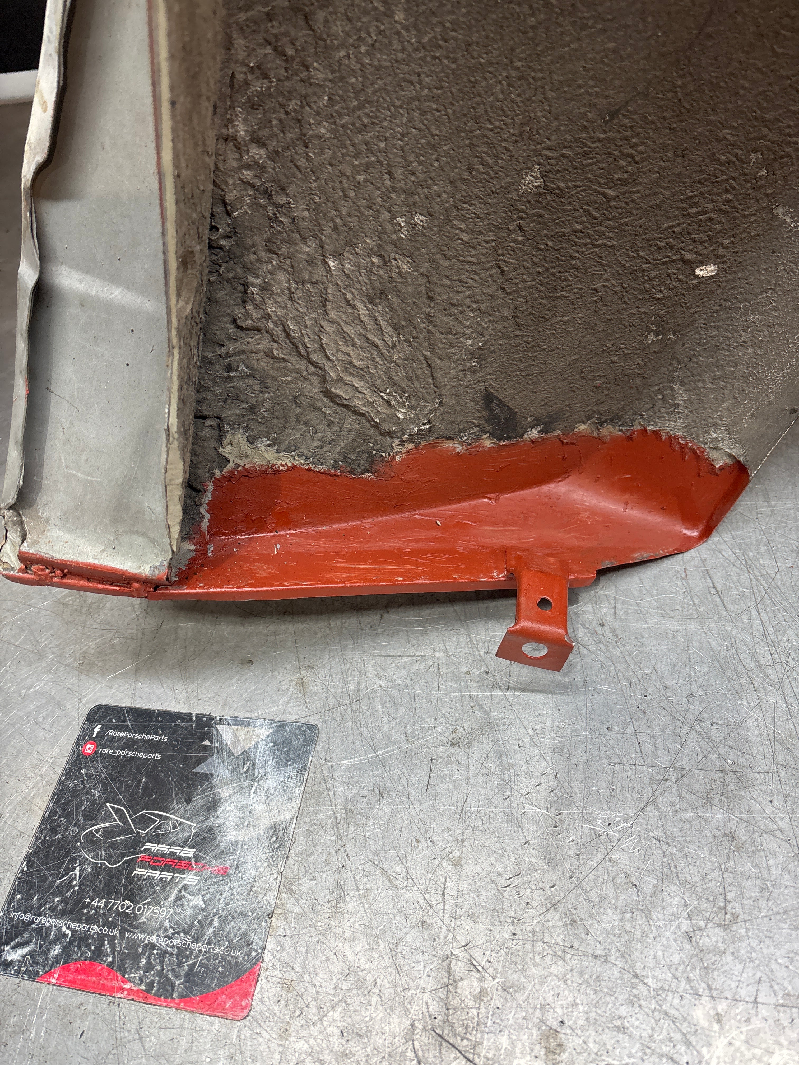 Porsche 944 early, N/S left front wing, used 93150302103 no rust - Image 6