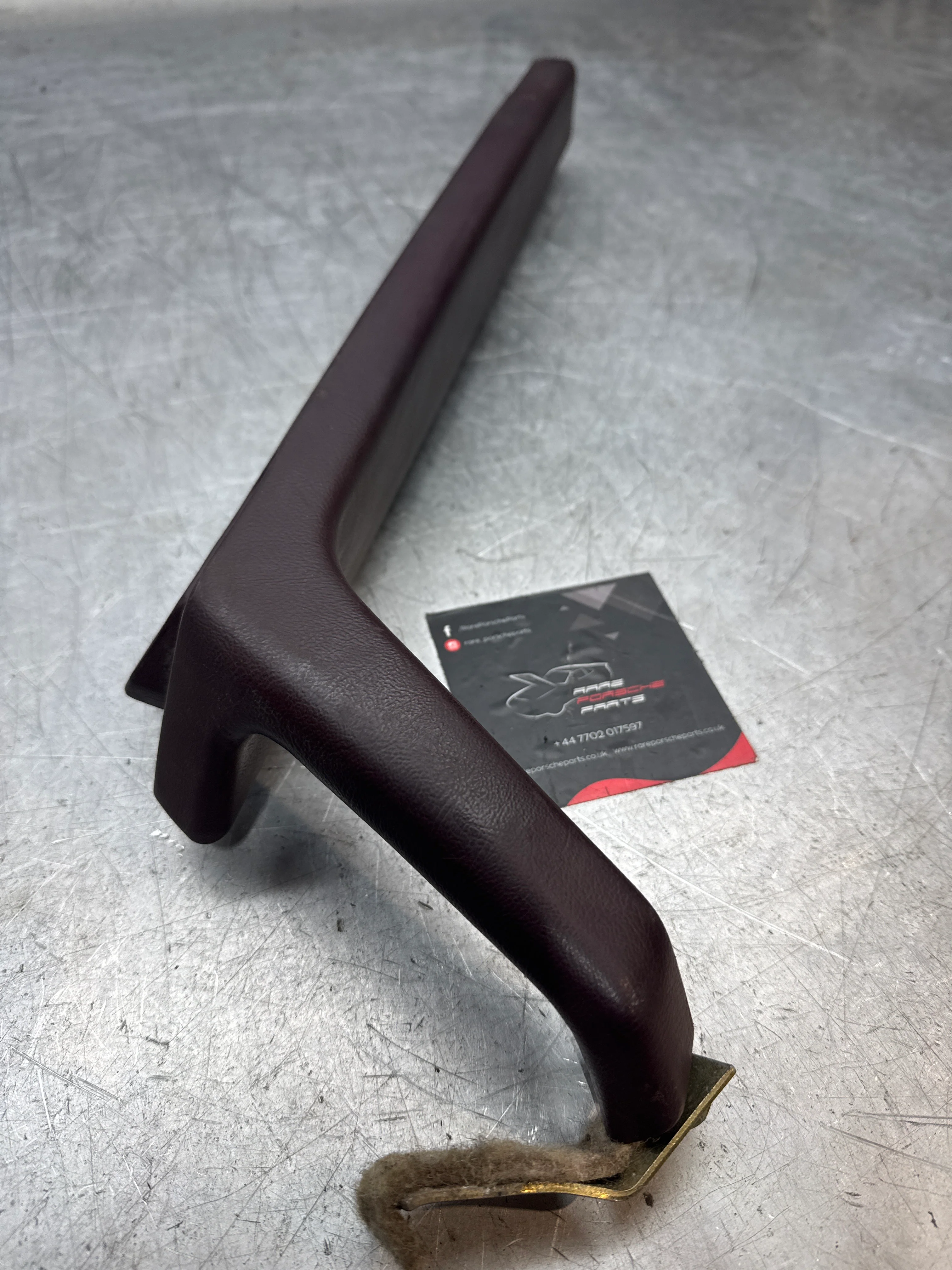 Porsche 944 left door pull handle armrest, burgundy 477867171 used - Image 2