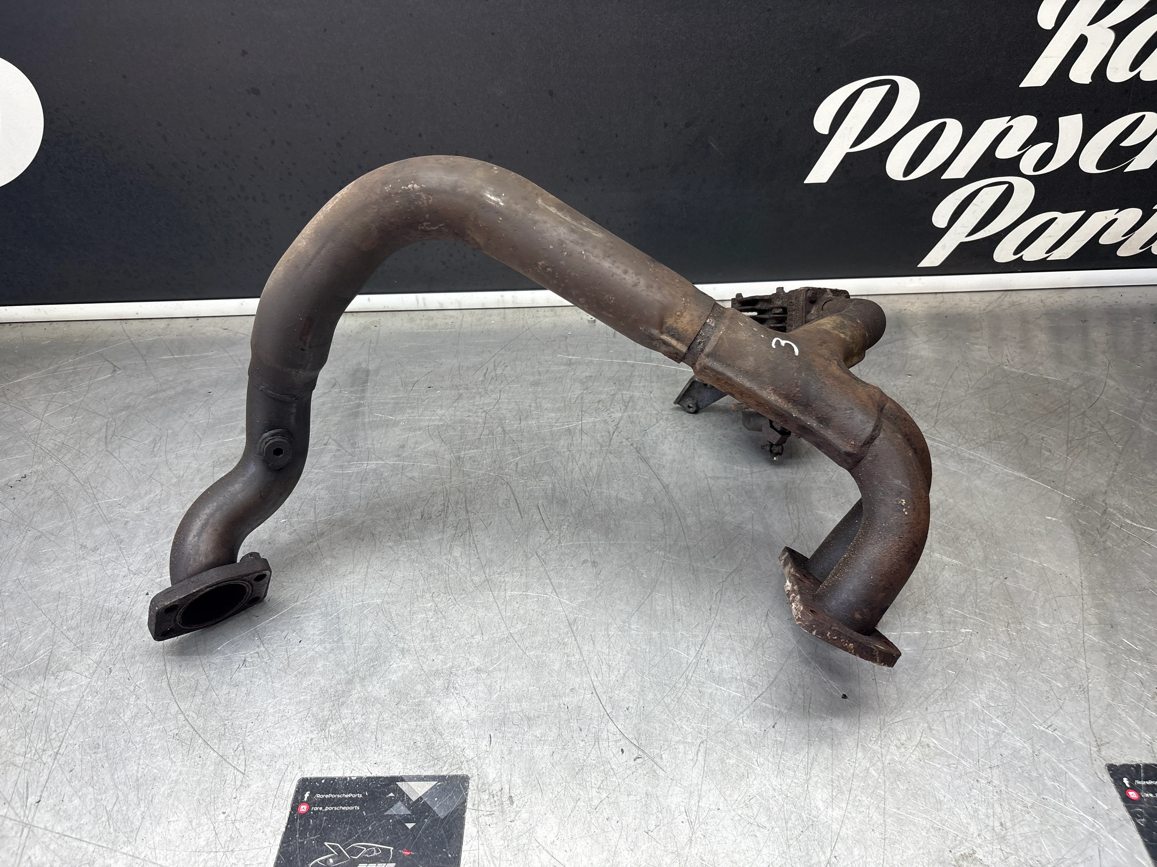 Porsche 944 Turbo exhaust cross over pipe 95111109615, used