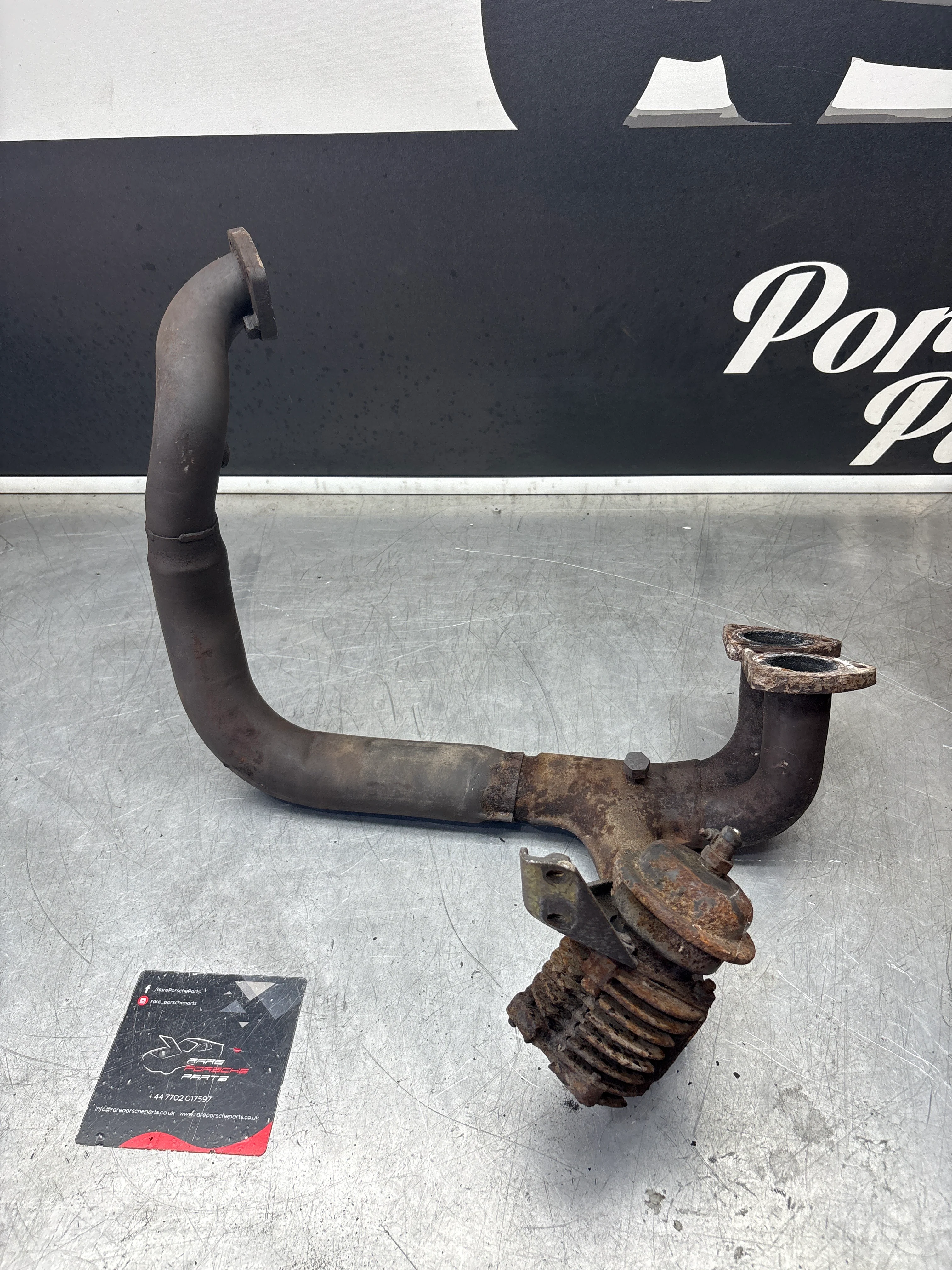 Porsche 944 Turbo exhaust cross over pipe 95111109615, used - Image 3