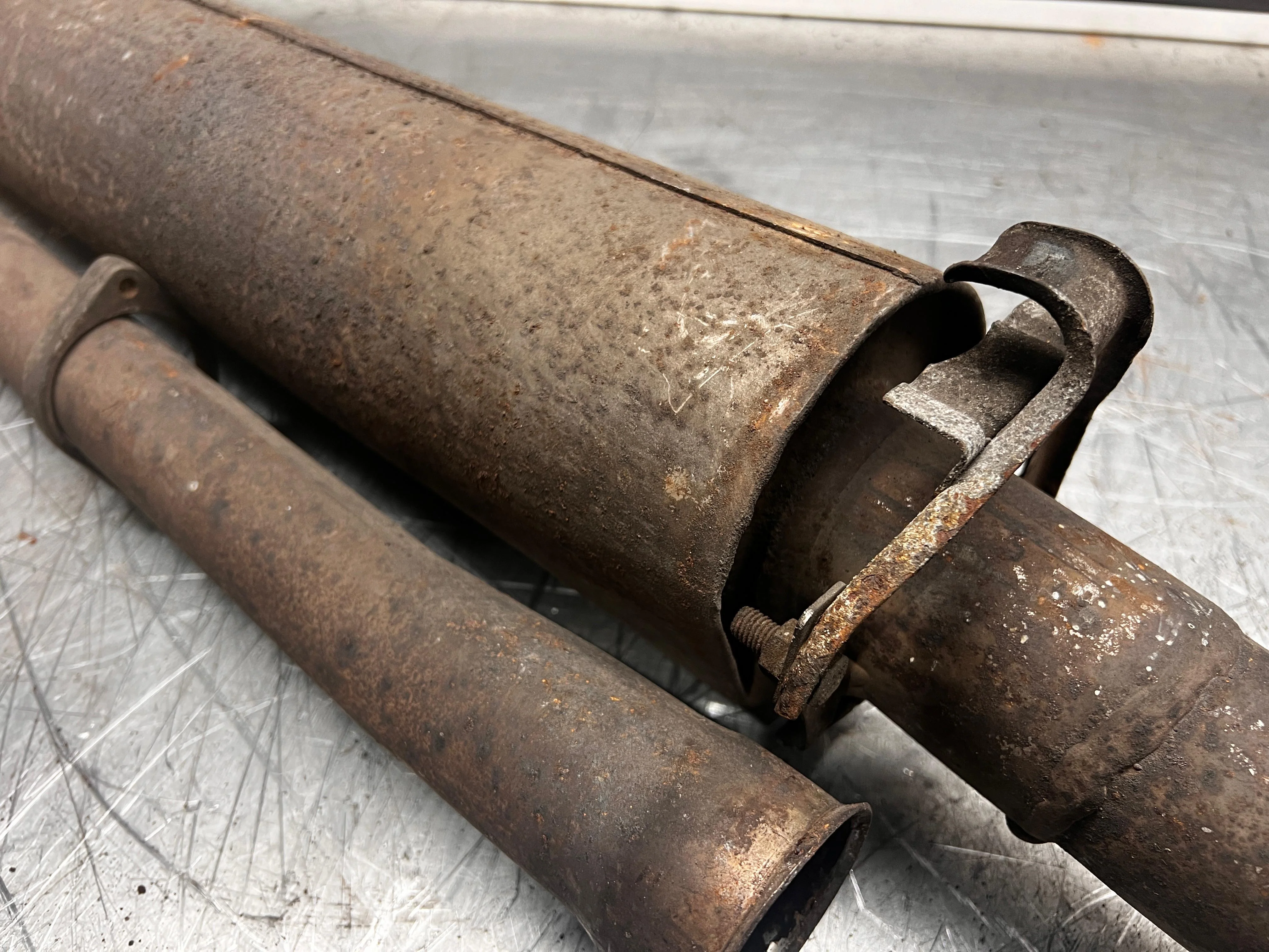 Porsche 944 Turbo front exhaust muffler 95111109303 used - Image 6