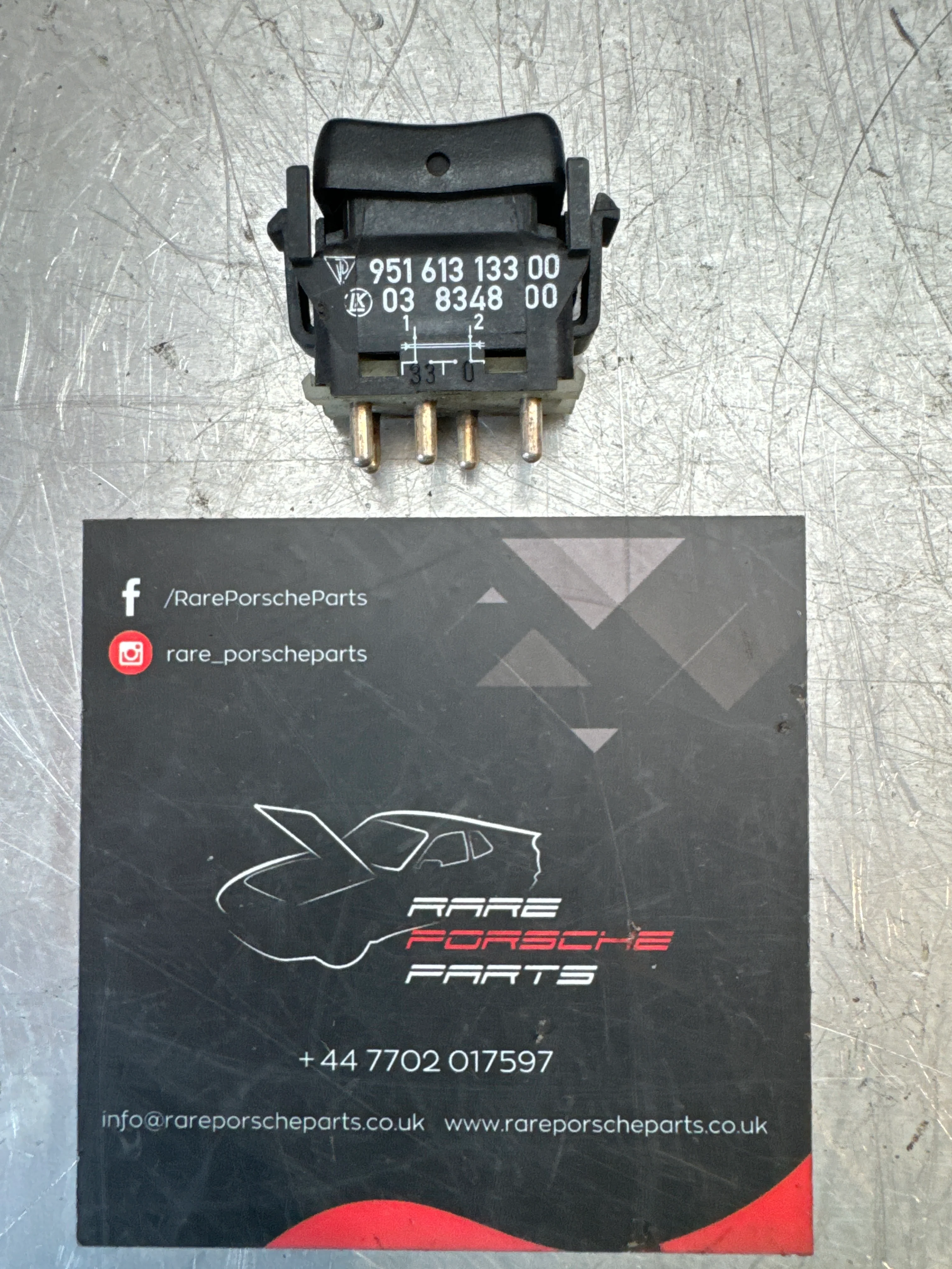 Porsche 944 window switch 95161313300 Good used condition - Image 2