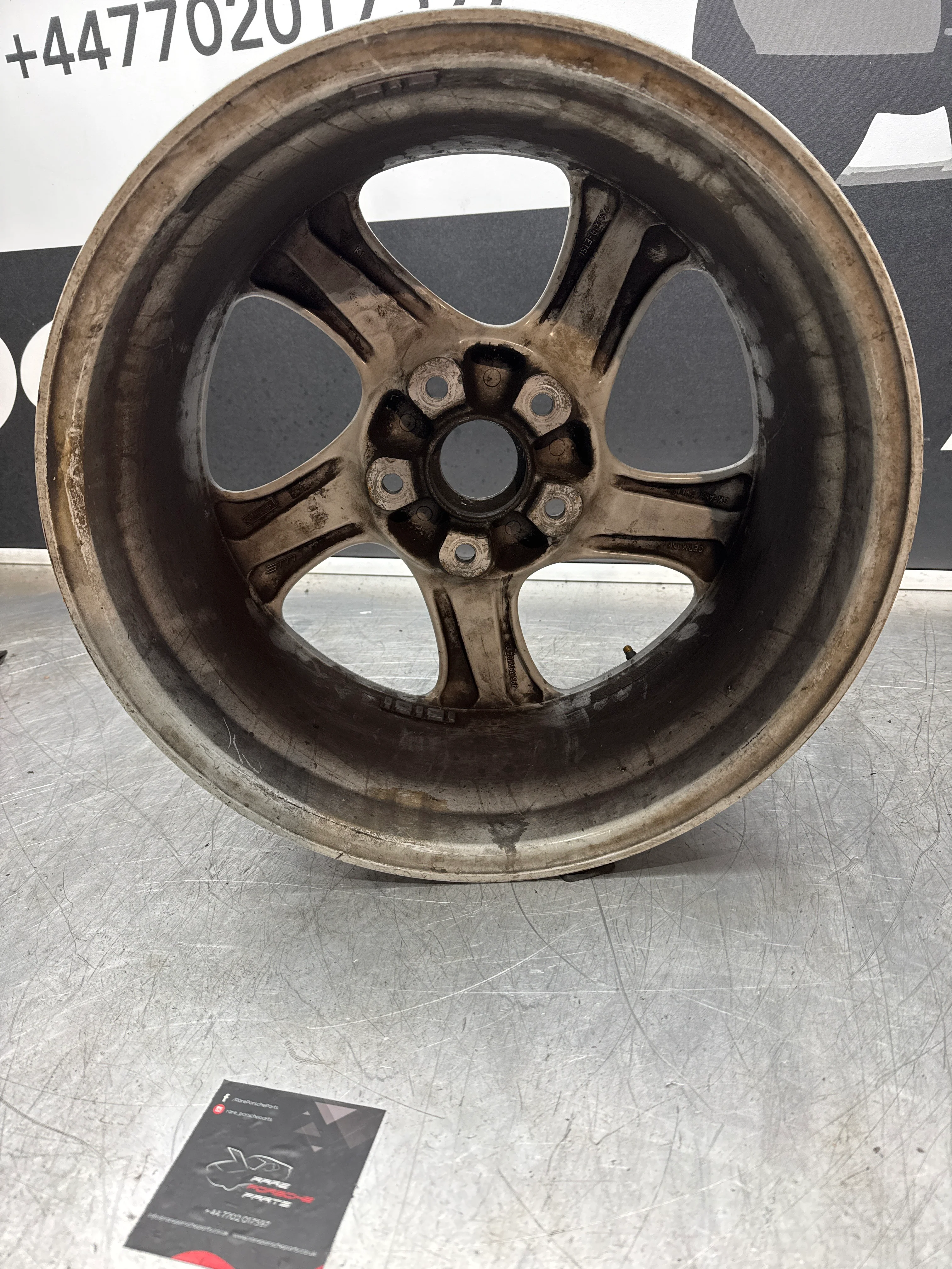 Porsche 993 alloy wheel 99336213406 used - Image 5