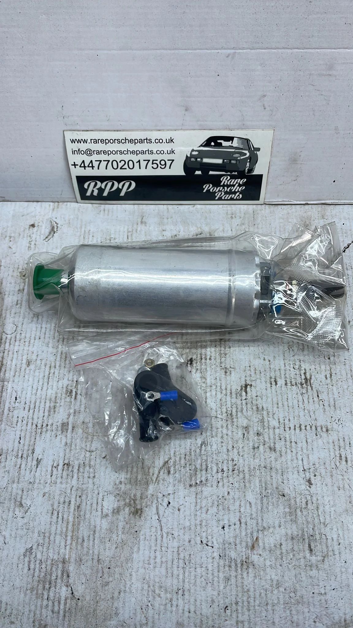 Fuel pump, aftermarket 580454069. used