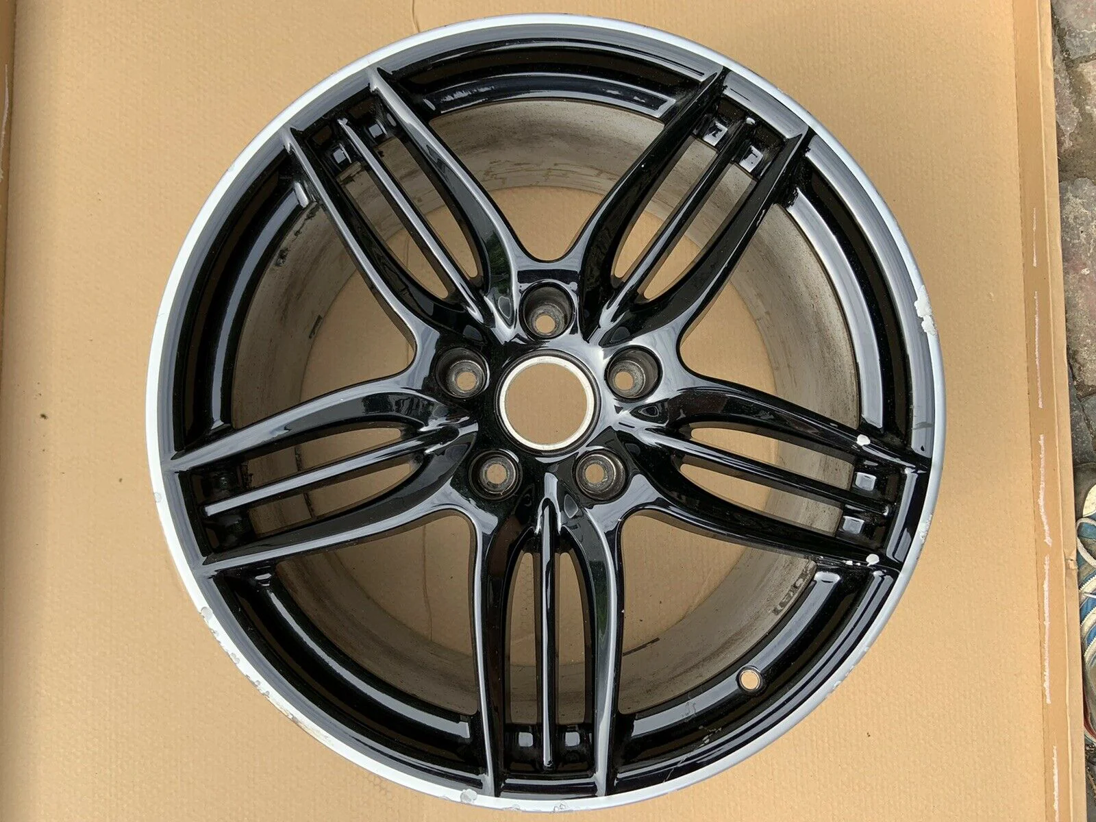 Porsche 991 911 Rear Alloy Wheel 11Jx20" ET70 99136216632 - Image 4