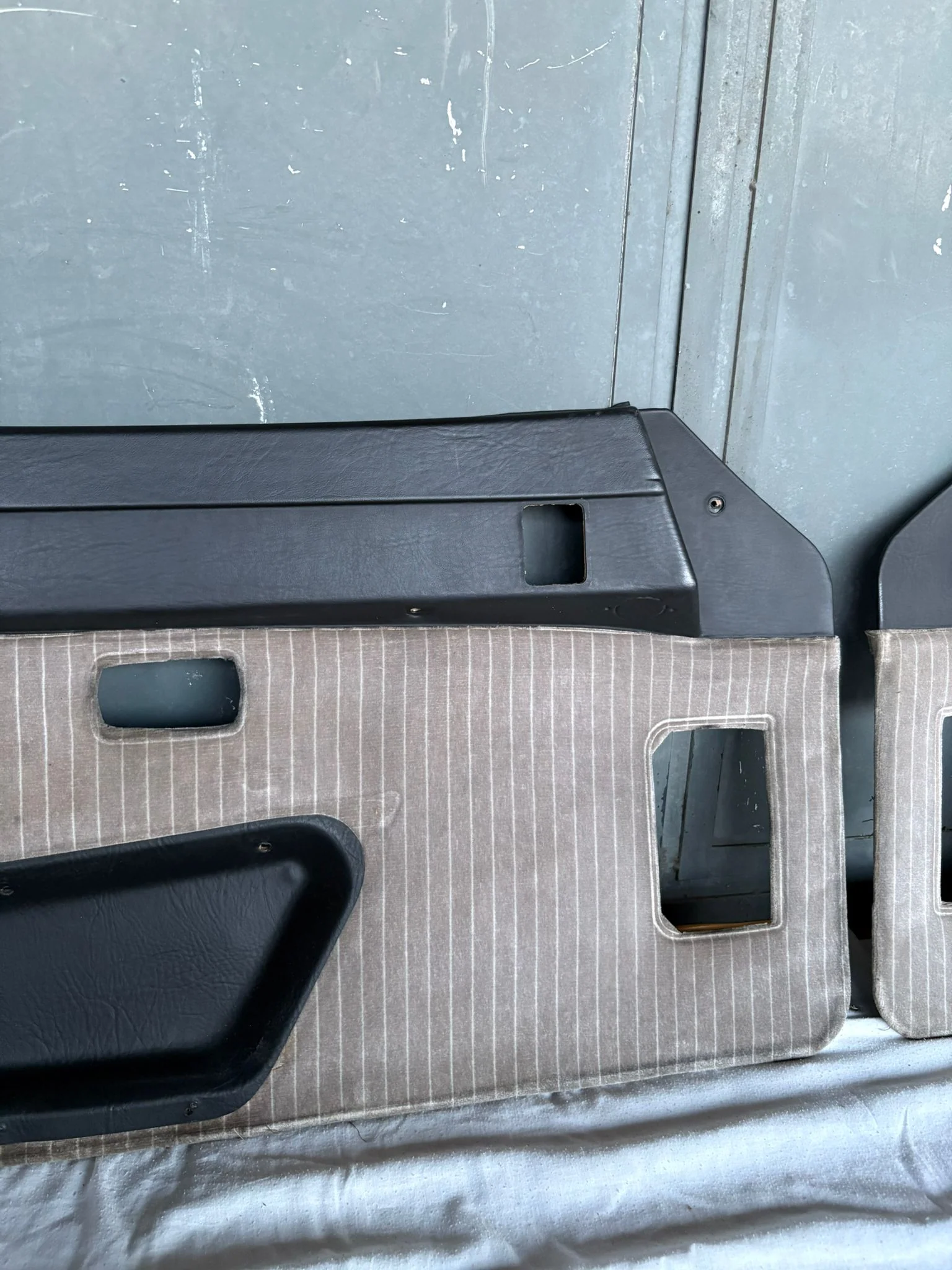 Pair Of Porsche 924 944 black/beige door cards RHD 478867012 / 478867011 used, very nice condition. - Image 8