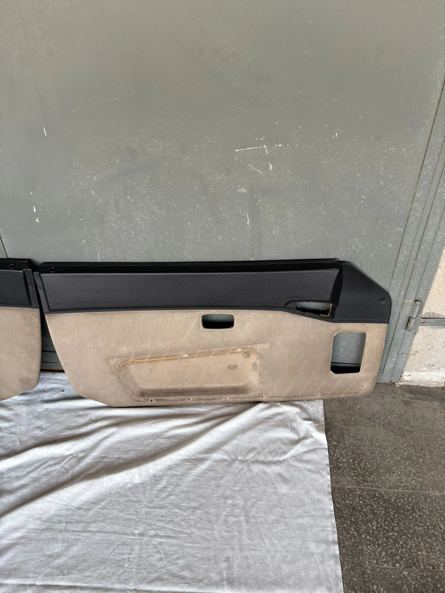 Pair Of Porsche 944 black/beige Porsche scripted fabric door cards 94455501701 94455501801 used, very nice condition. - Image 10