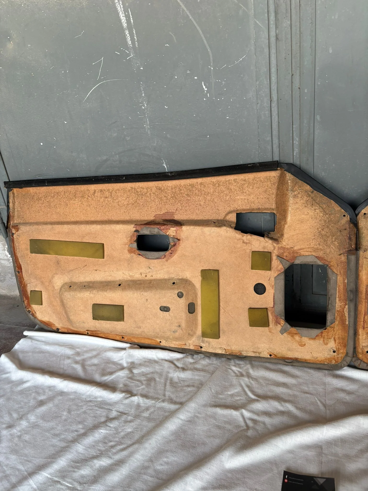 Pair Of Porsche 944 black/beige Porsche scripted fabric door cards 94455501701 94455501801 used, very nice condition. - Image 15