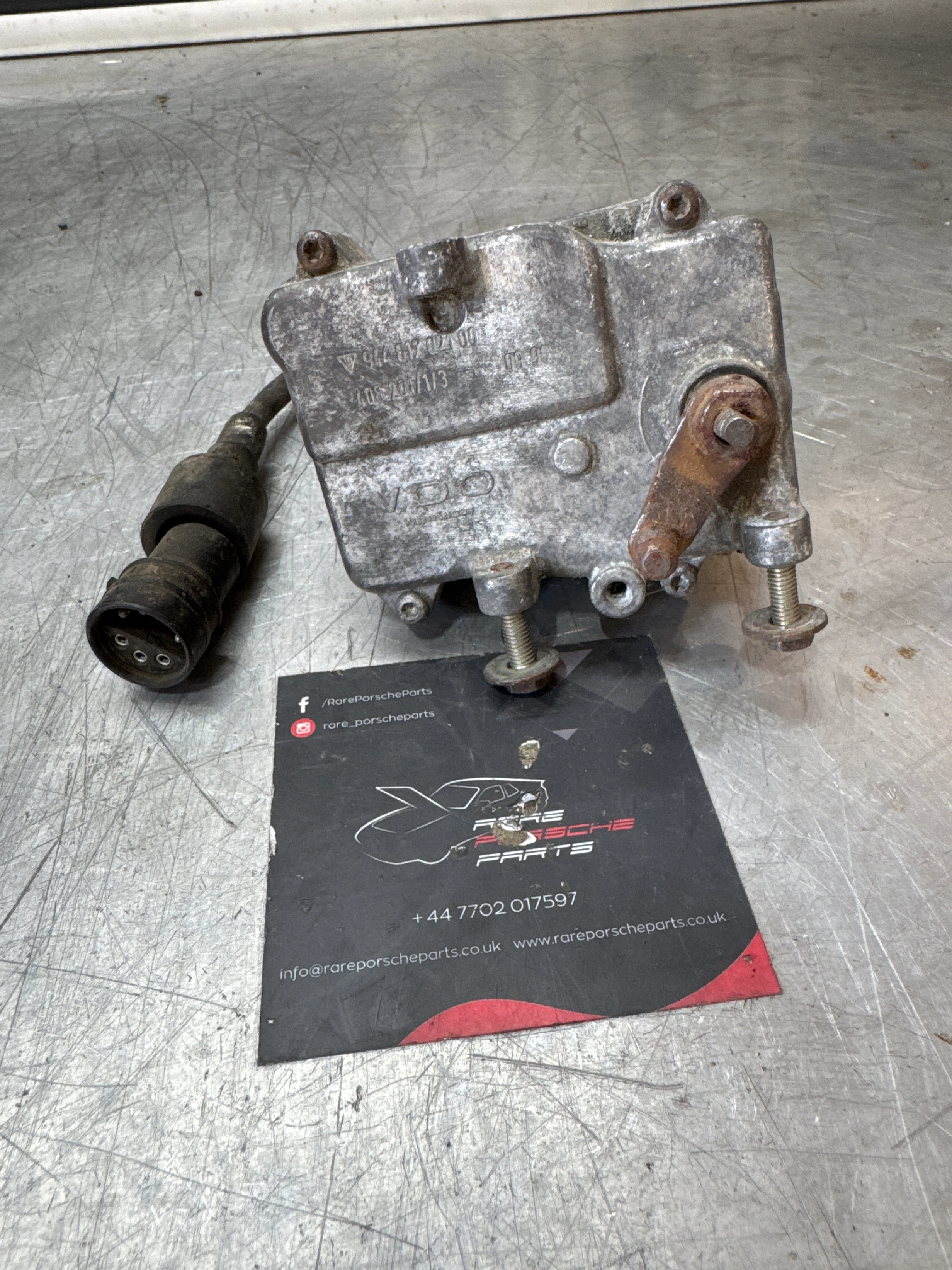 Porsche 911 / 928 / 944 / 968 Tempomat 94461702100 / cruise control used - Image 3