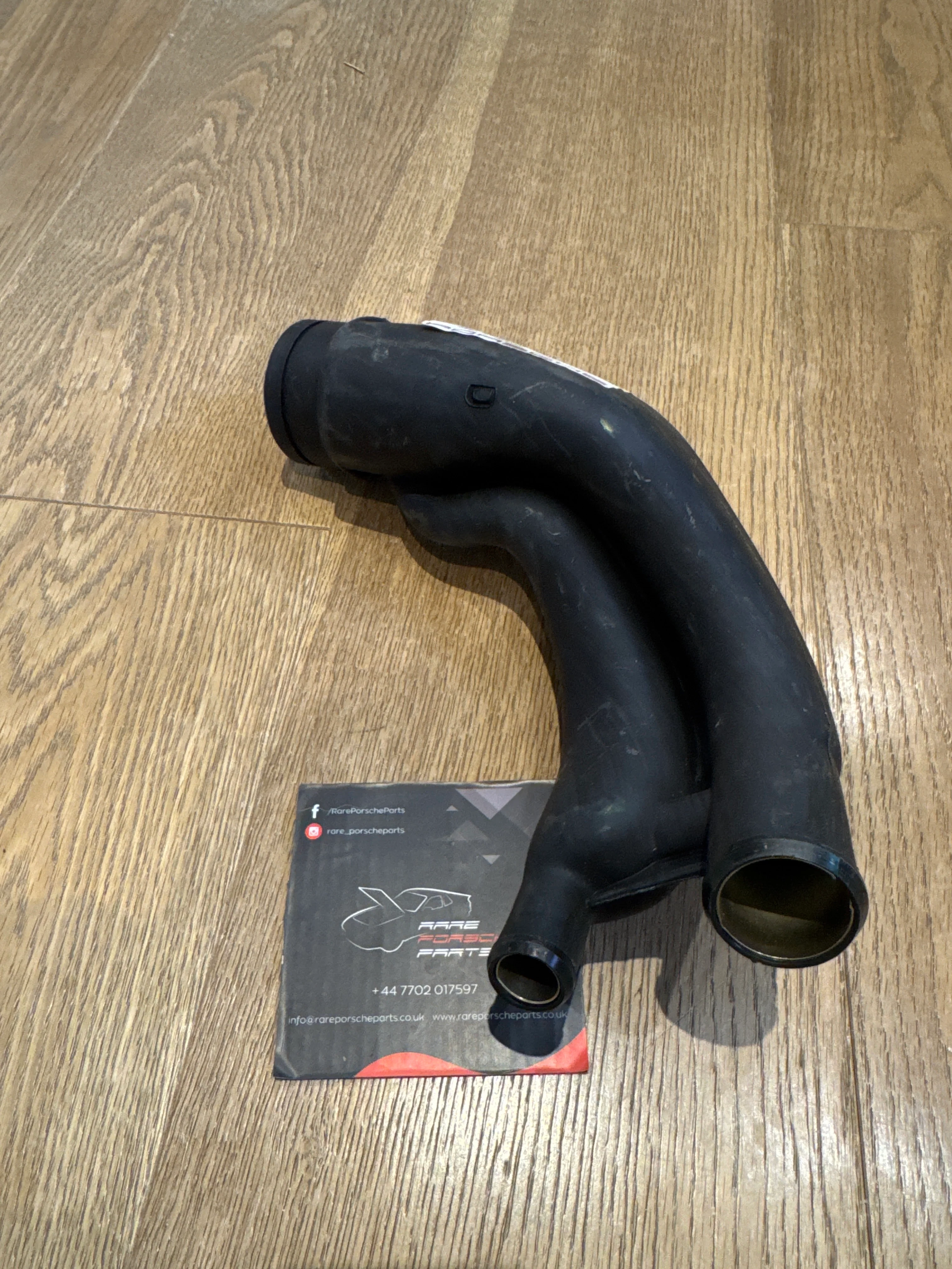 Porsche 911 / 964 / 993 filler neck 96420104301 New NOS - Image 2