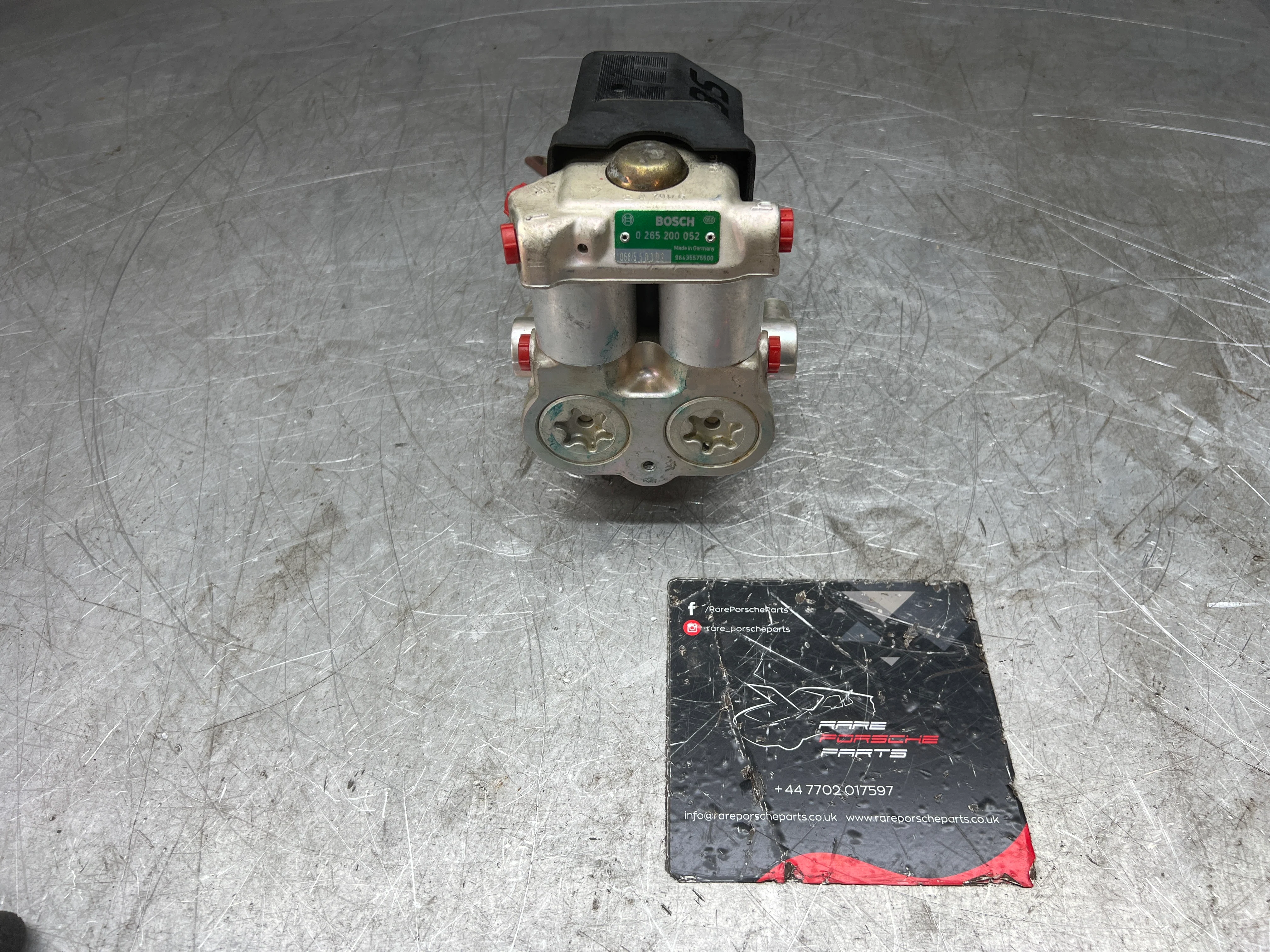 Porsche 911 964 Carrera 2/4 1989-1991 ABS Hydraulic Unit Module 96435575500 NOS - Image 4