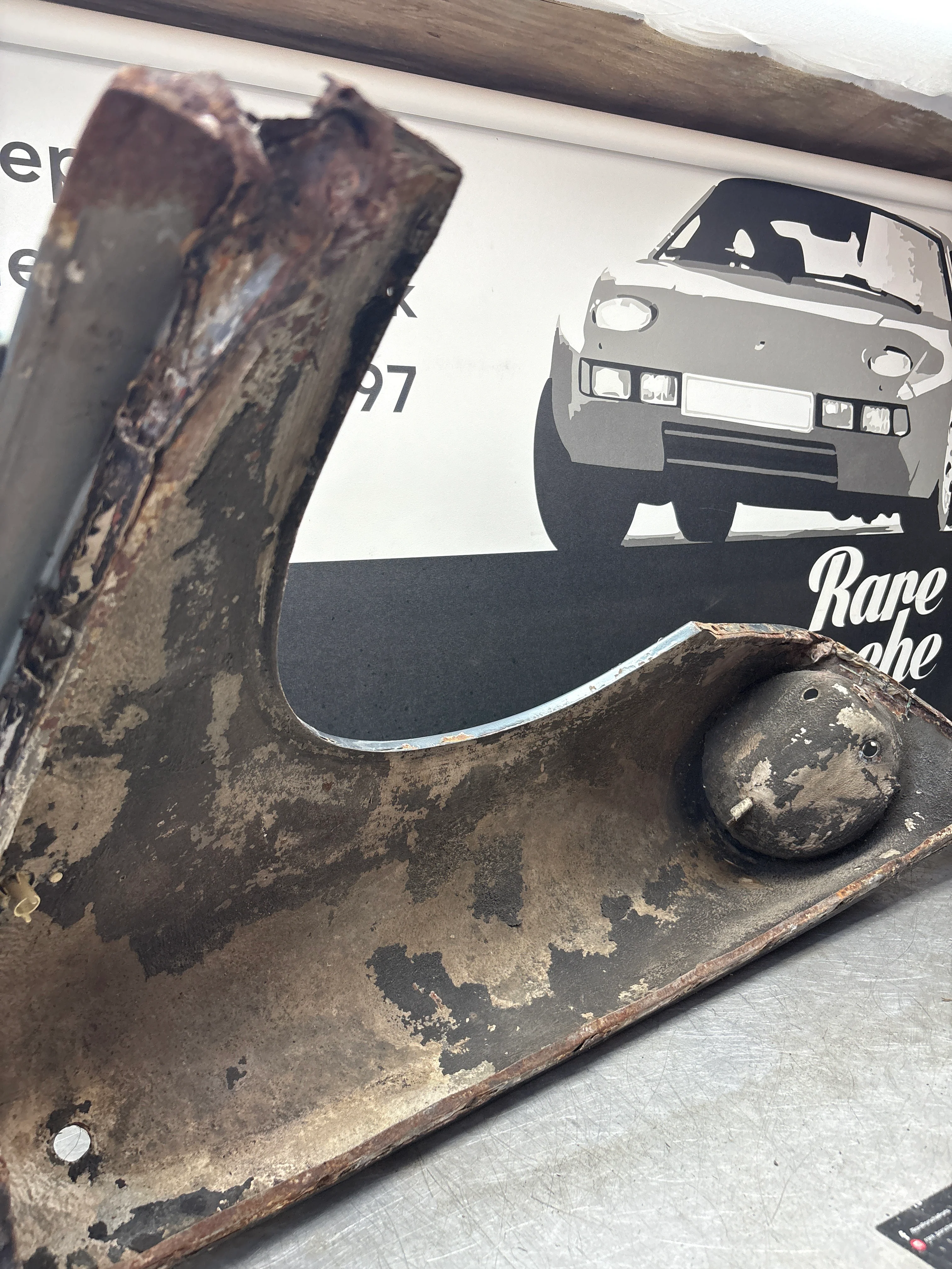 Porsche 911 964 front right wing, used - Image 13