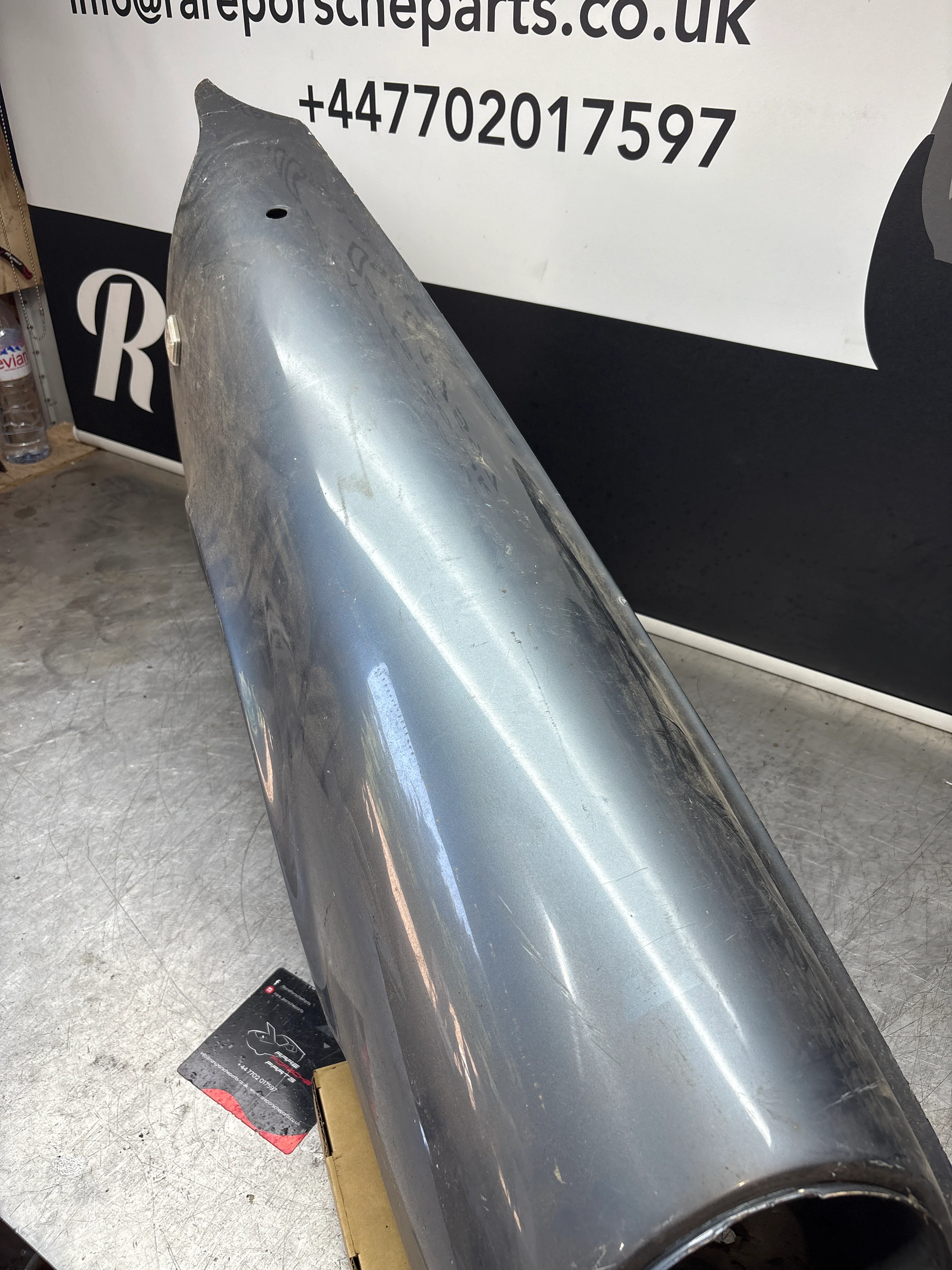 Porsche 911 964 front right wing, used - Image 6