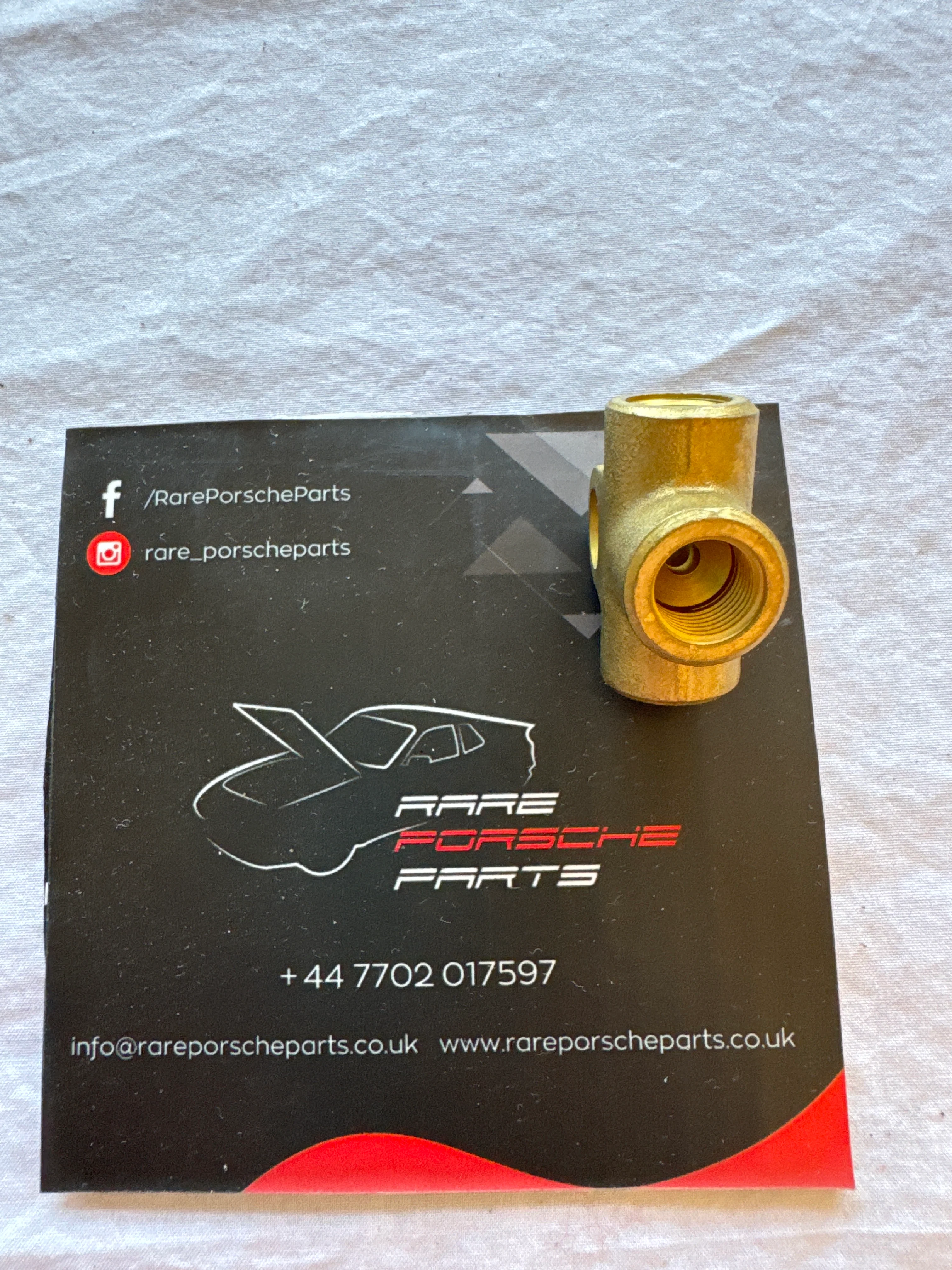 Porsche 911 distributor t pipe 91435566700 NOS - Image 3