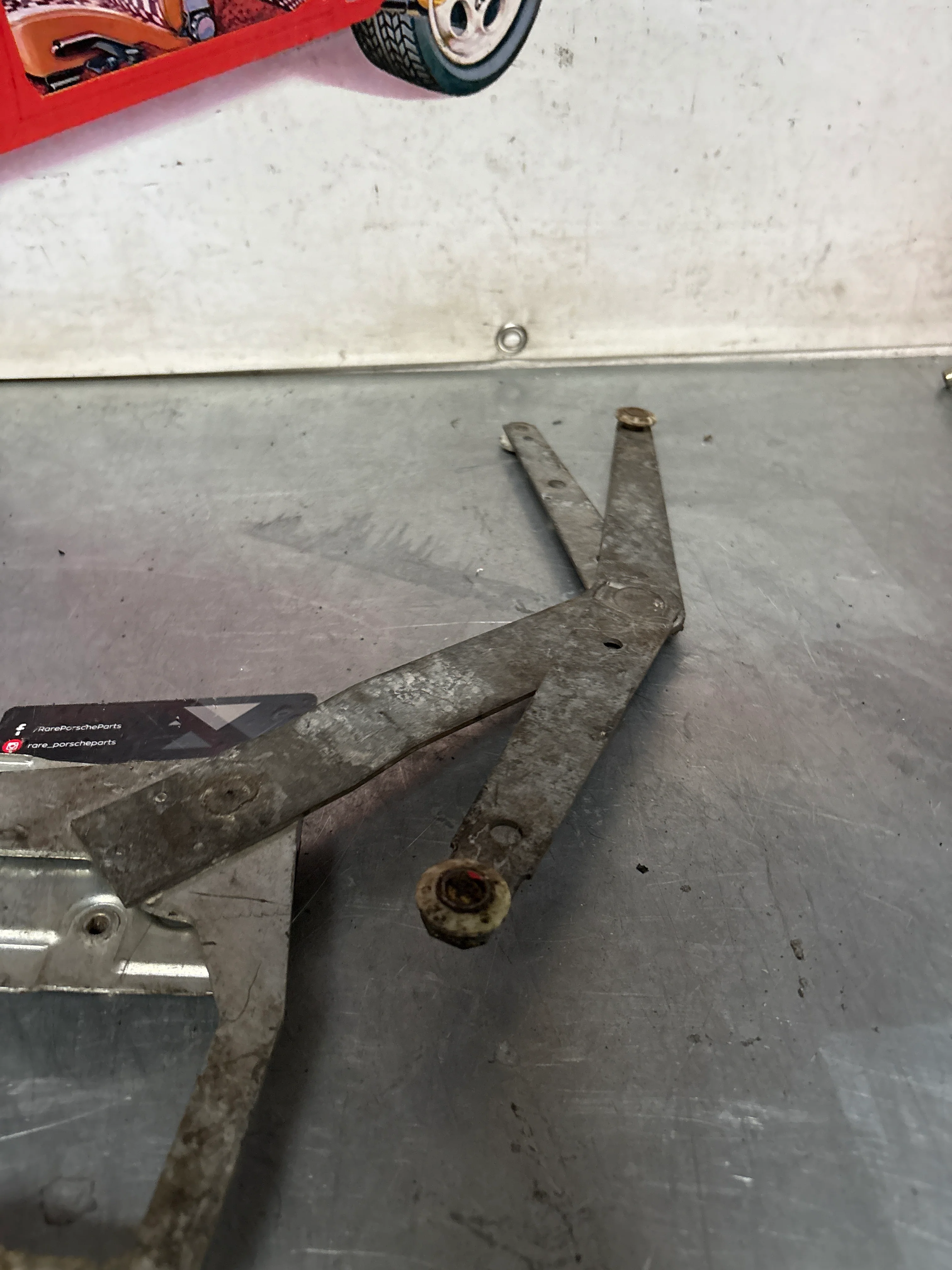 Porsche 911 left window regulator, used 91154200345 - Image 4