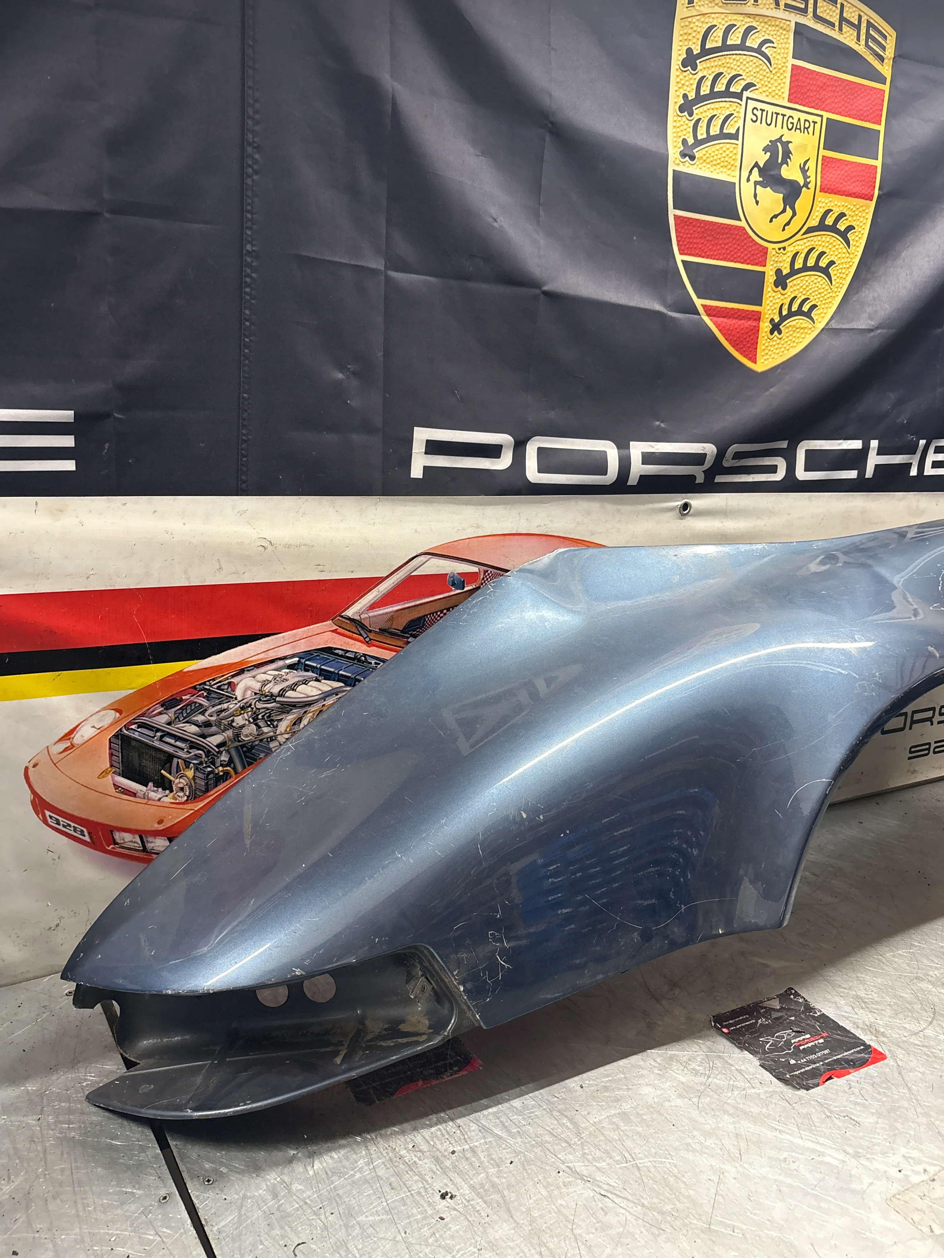 Porsche 911 964 rear right fender cut, used 96450306201 - Image 3