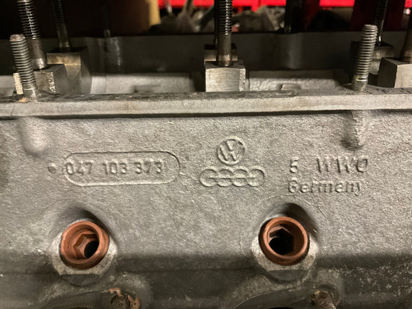 Porsche 924 2.0 used cylinder head for repair 047 103 373 047103373 - Image 3