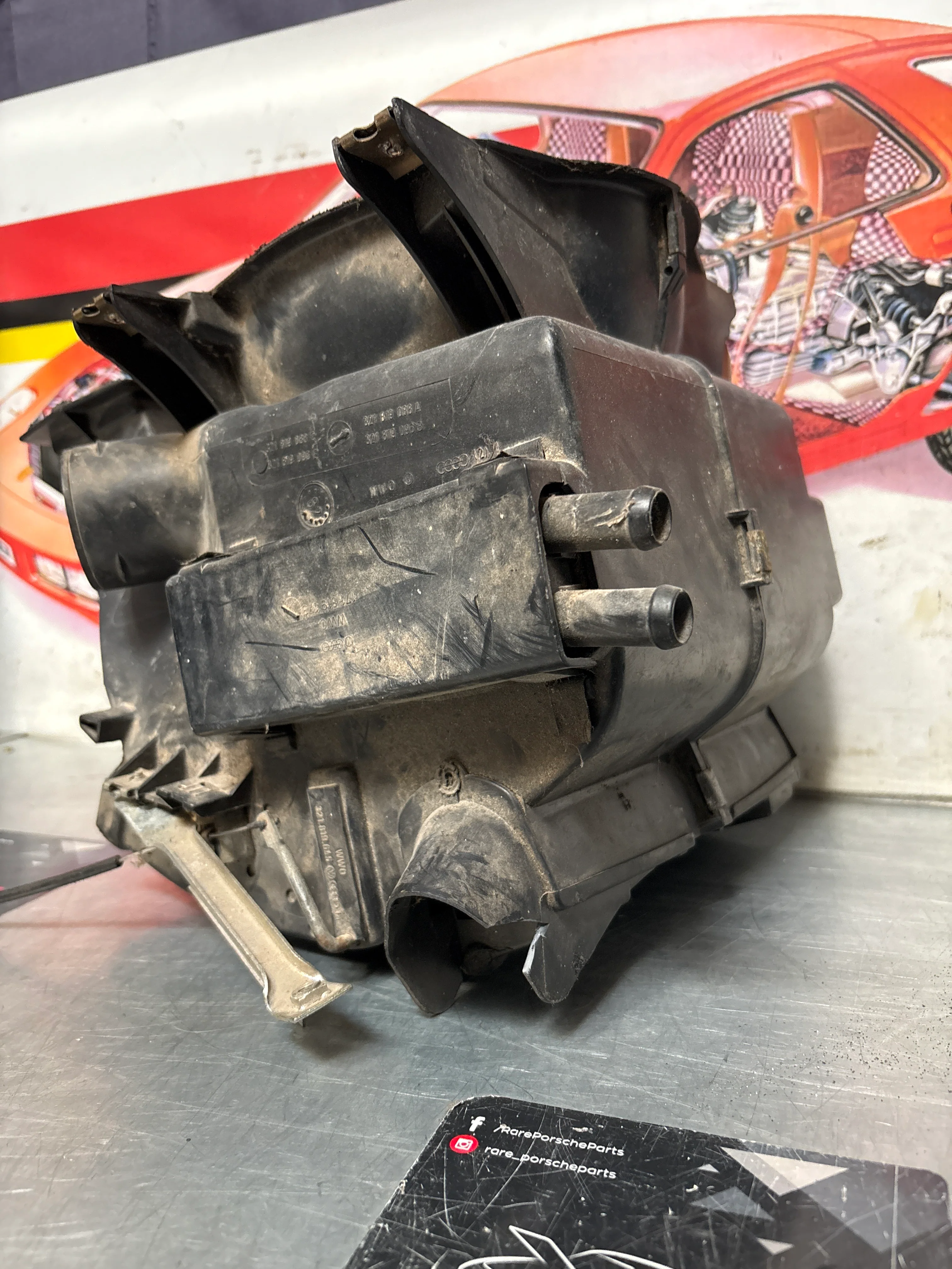Porsche 924 80-85 944 82-85.5 heater blower fan assembly, complete 321819095 321819087 used - Image 3