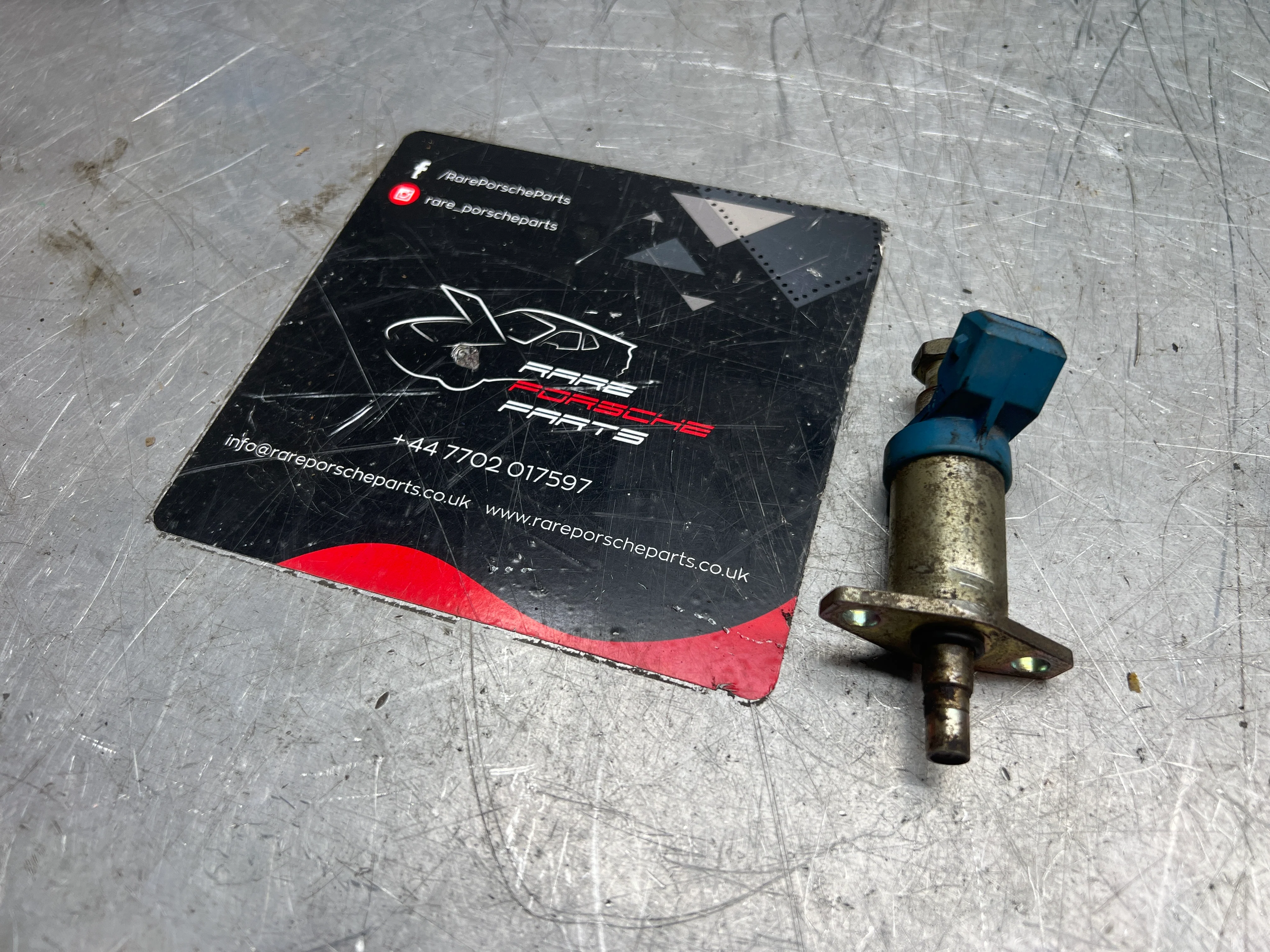 Porsche 924 911 cold start injector 5th CSV 0280170409, used - Image 2