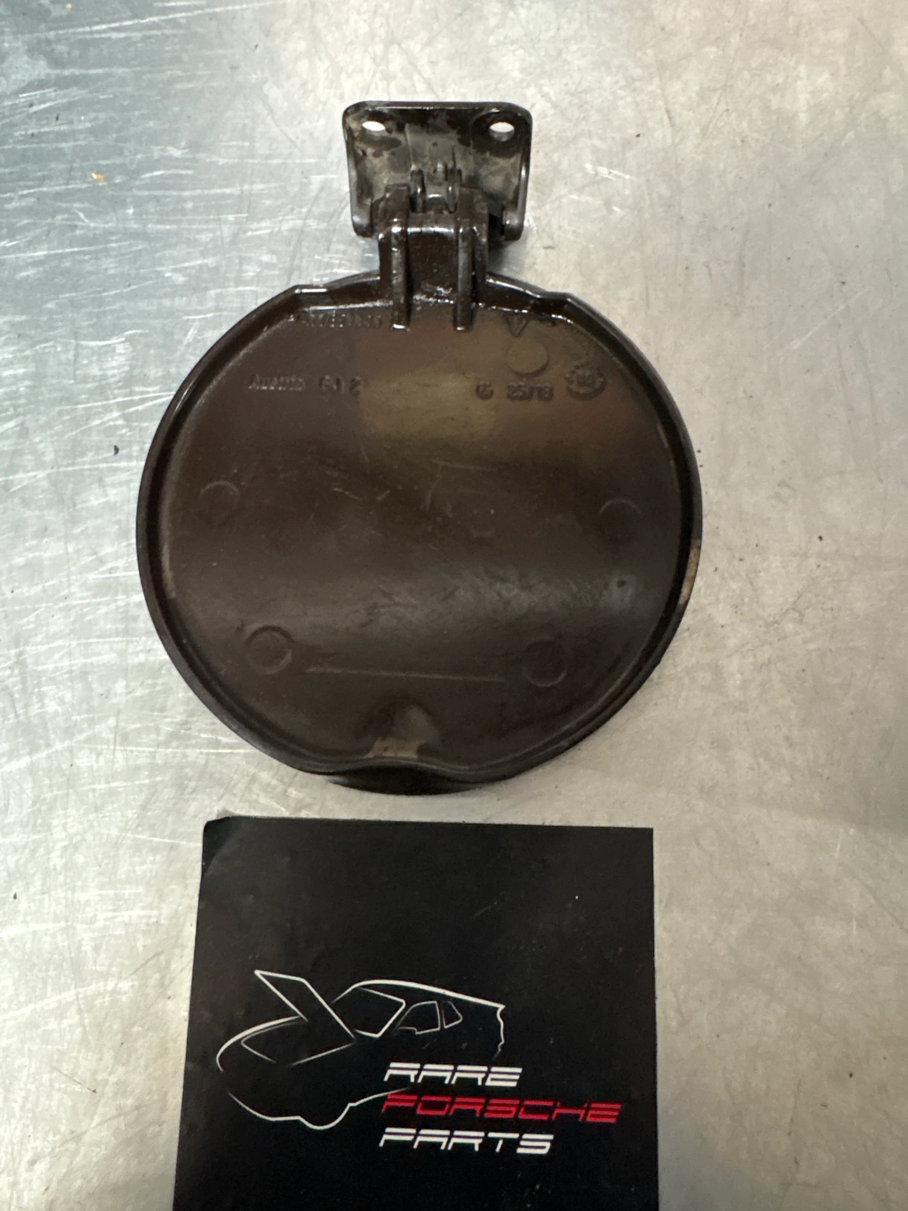 Porsche 924 / 924S fuel tank filler flap door, used 477853395 - Image 3