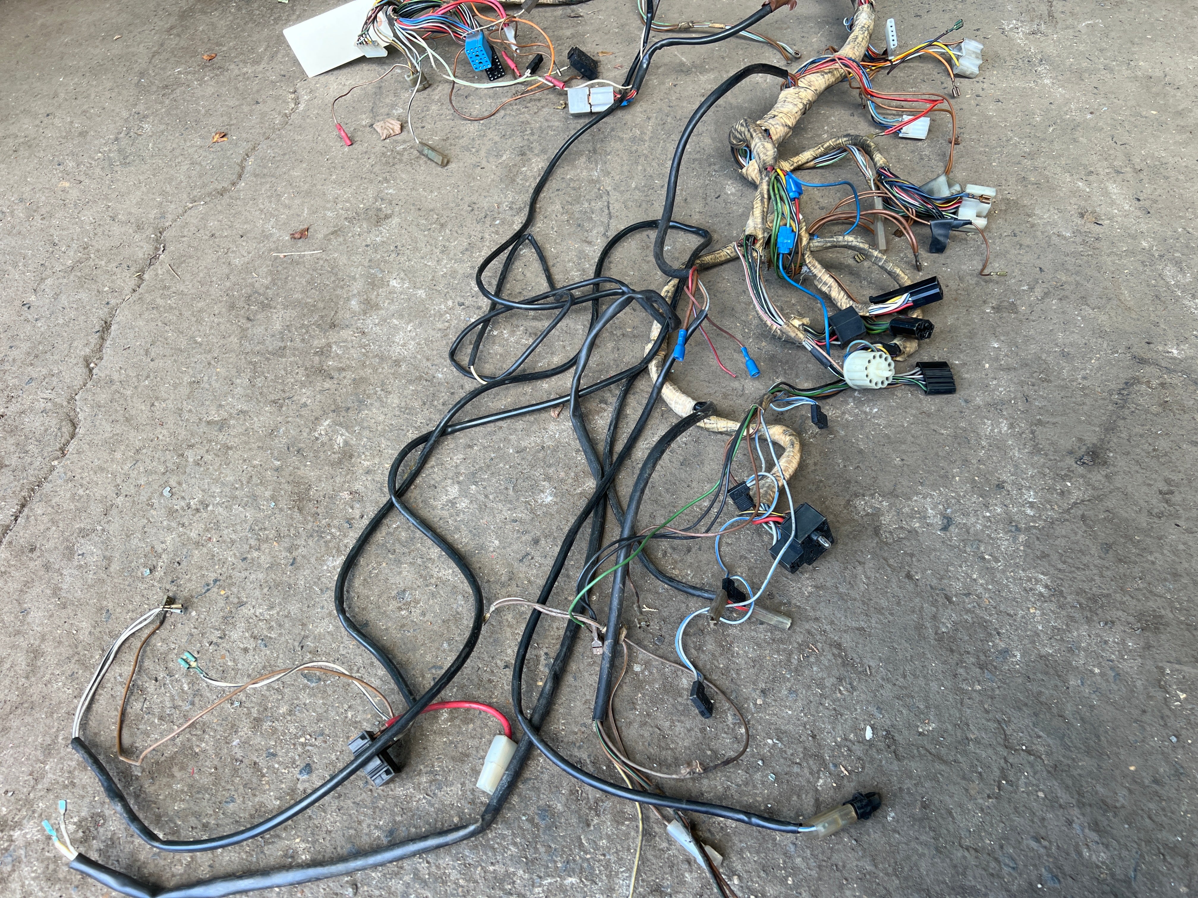 Porsche 924 turbo interior wiring loom, manual front (dash) section, used 478971050 - Image 8