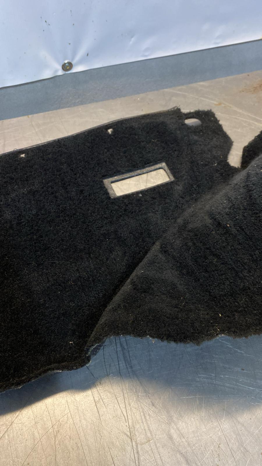 Porsche 924/944 85.5- rear left side trim carpet, black, 94455508301, used - Image 3