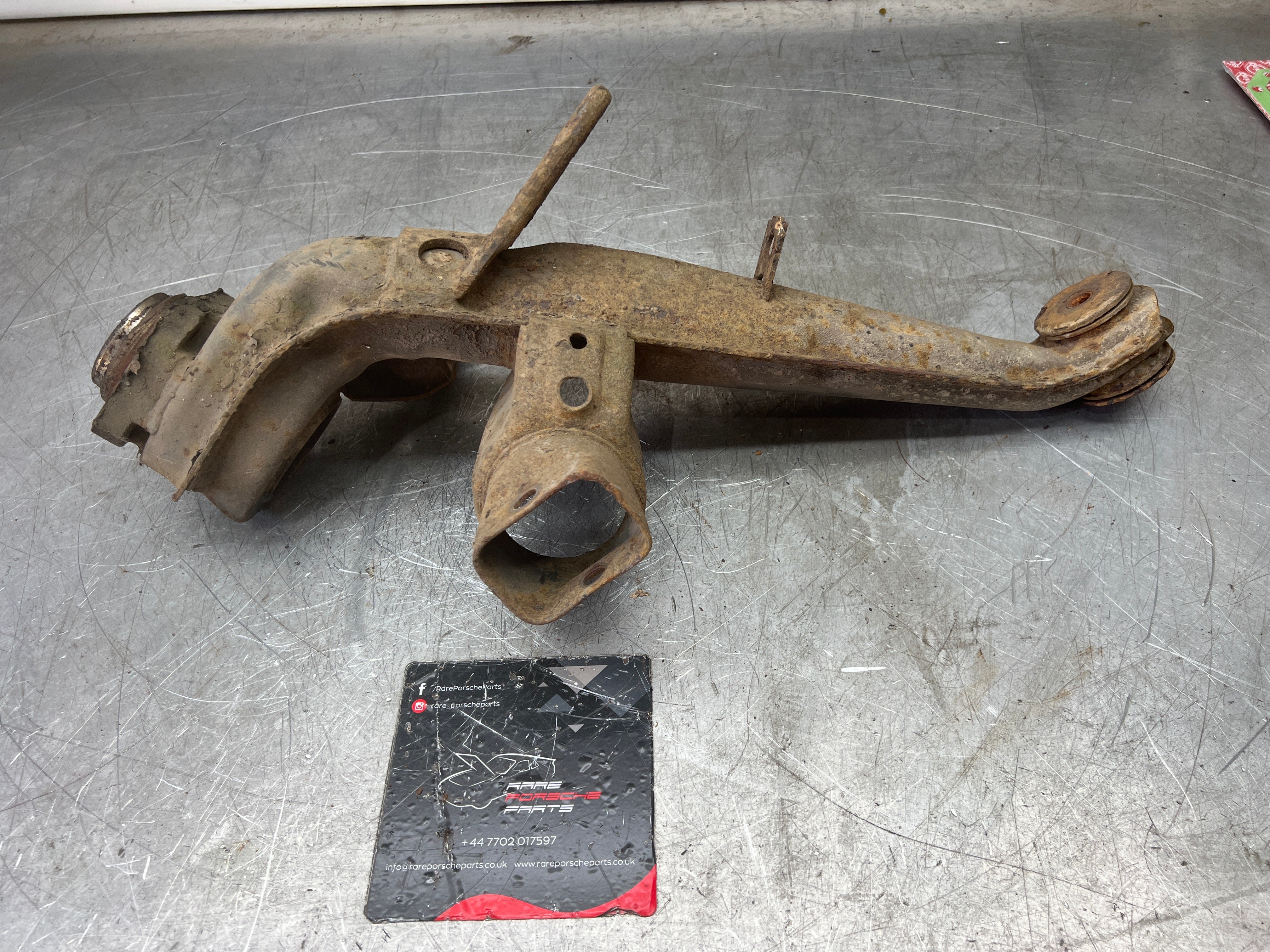 Porsche 924 944 -85.5 Rear right trailing arm, 94433102200 - Image 2