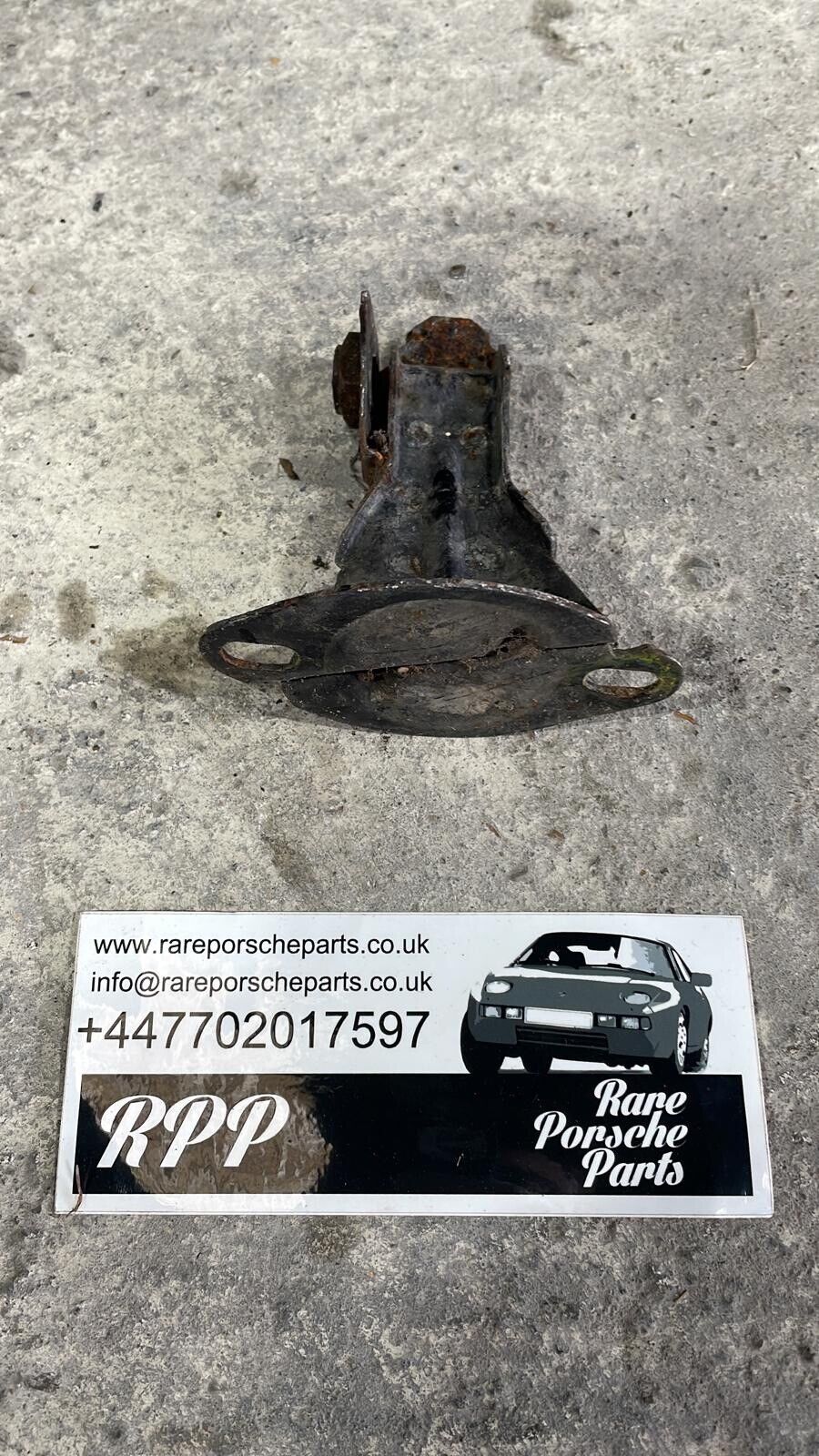 Porsche 924 944 bumper bracket mount 477807131A used - Image 3