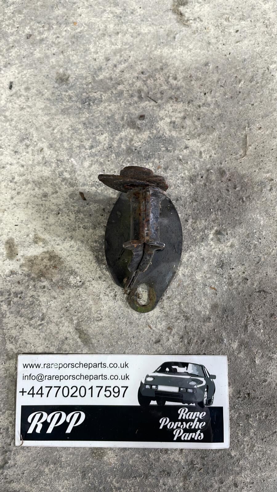 Porsche 924 944 bumper bracket mount 477807131A used - Image 4