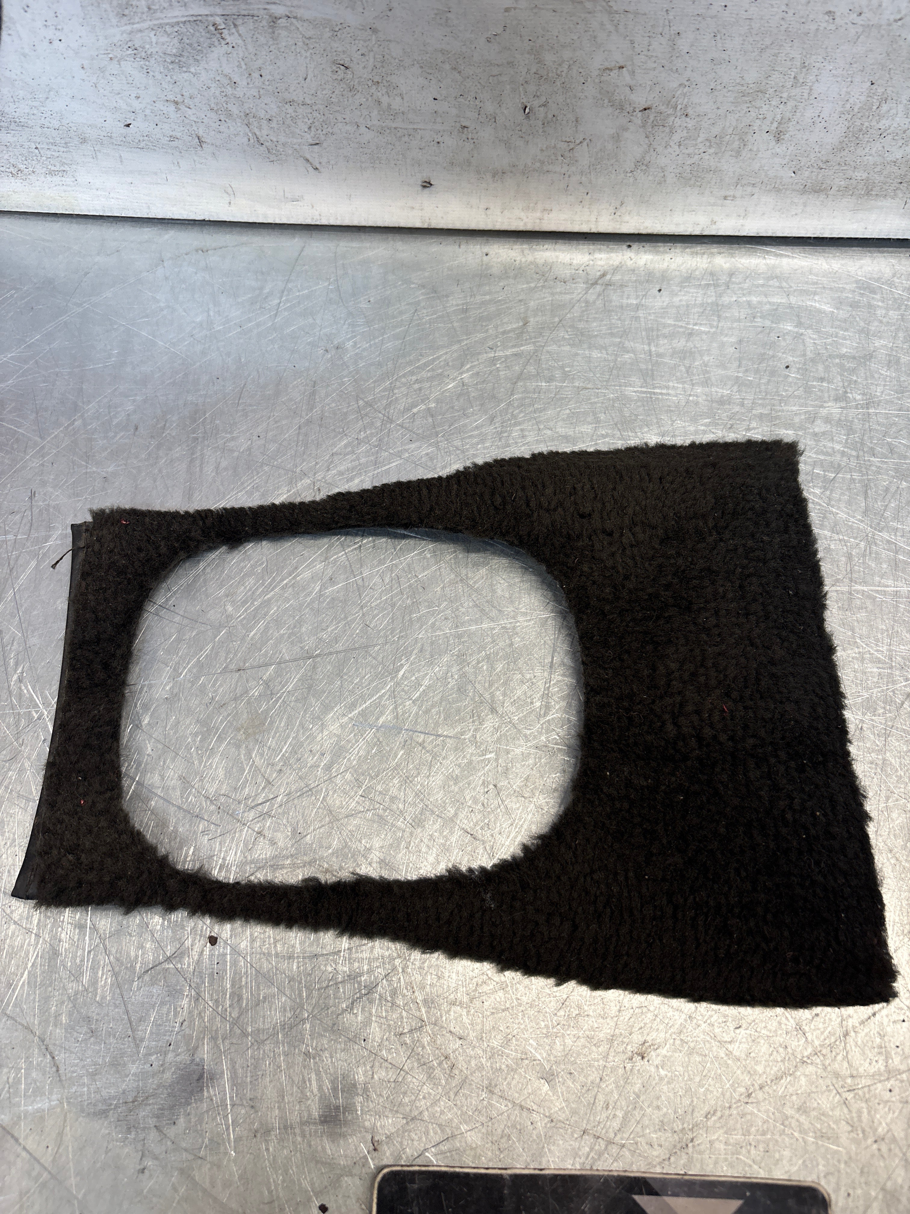 Porsche 924 76-82 centre console carpet centre trim black 477863749 used - Image 3