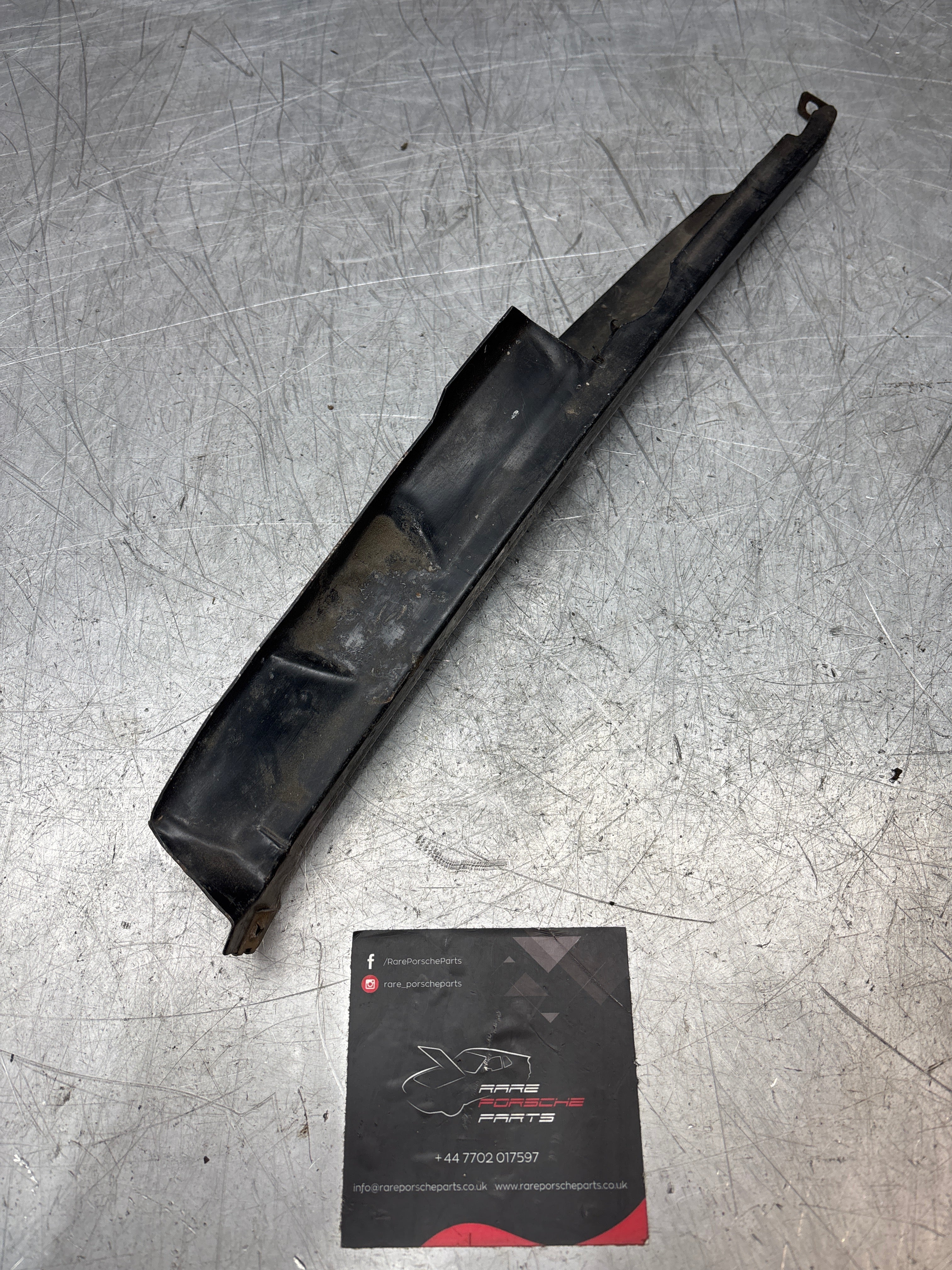 Porsche 924/944 right, O/S side window channel, 94453110400