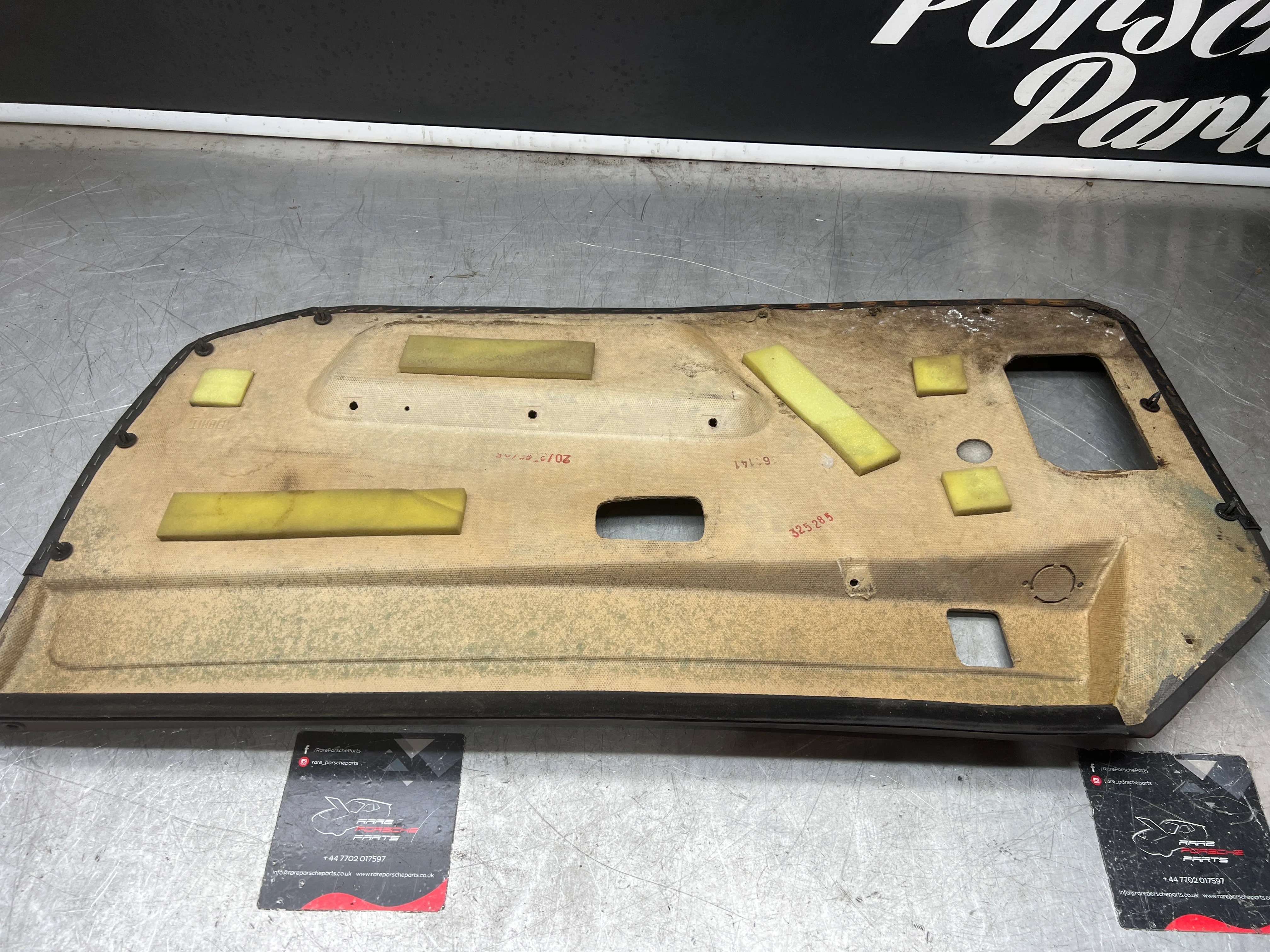 Porsche 924/944 early Porsche black door card used good condition left side, Rhd, 478867011 - Image 13