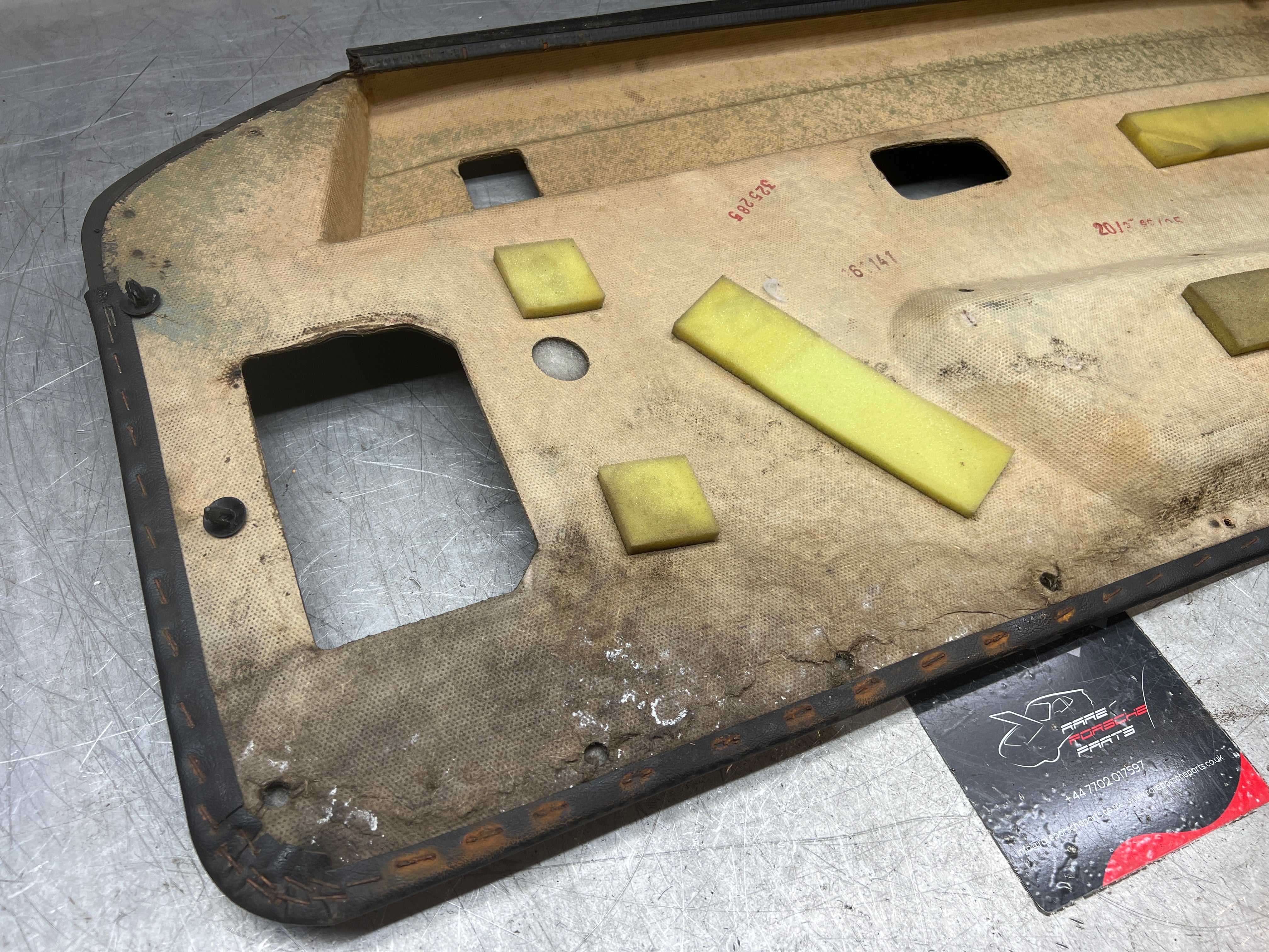 Porsche 924/944 early Porsche black door card used good condition left side, Rhd, 478867011 - Image 9