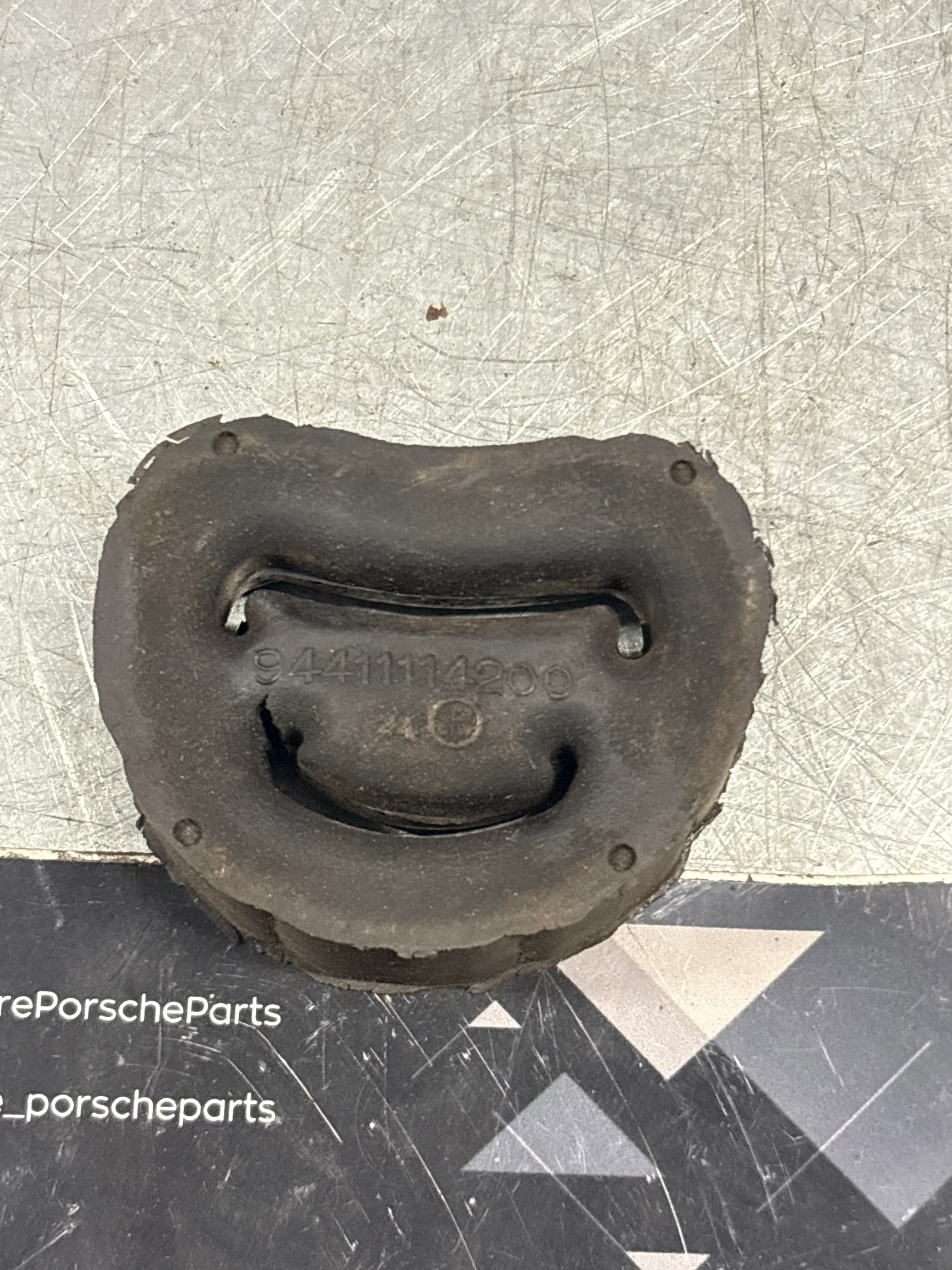 Porsche 924 944 Exhaust Rubber Mounting used 94411114202 /94411114203 / 94411114200 - Image 3