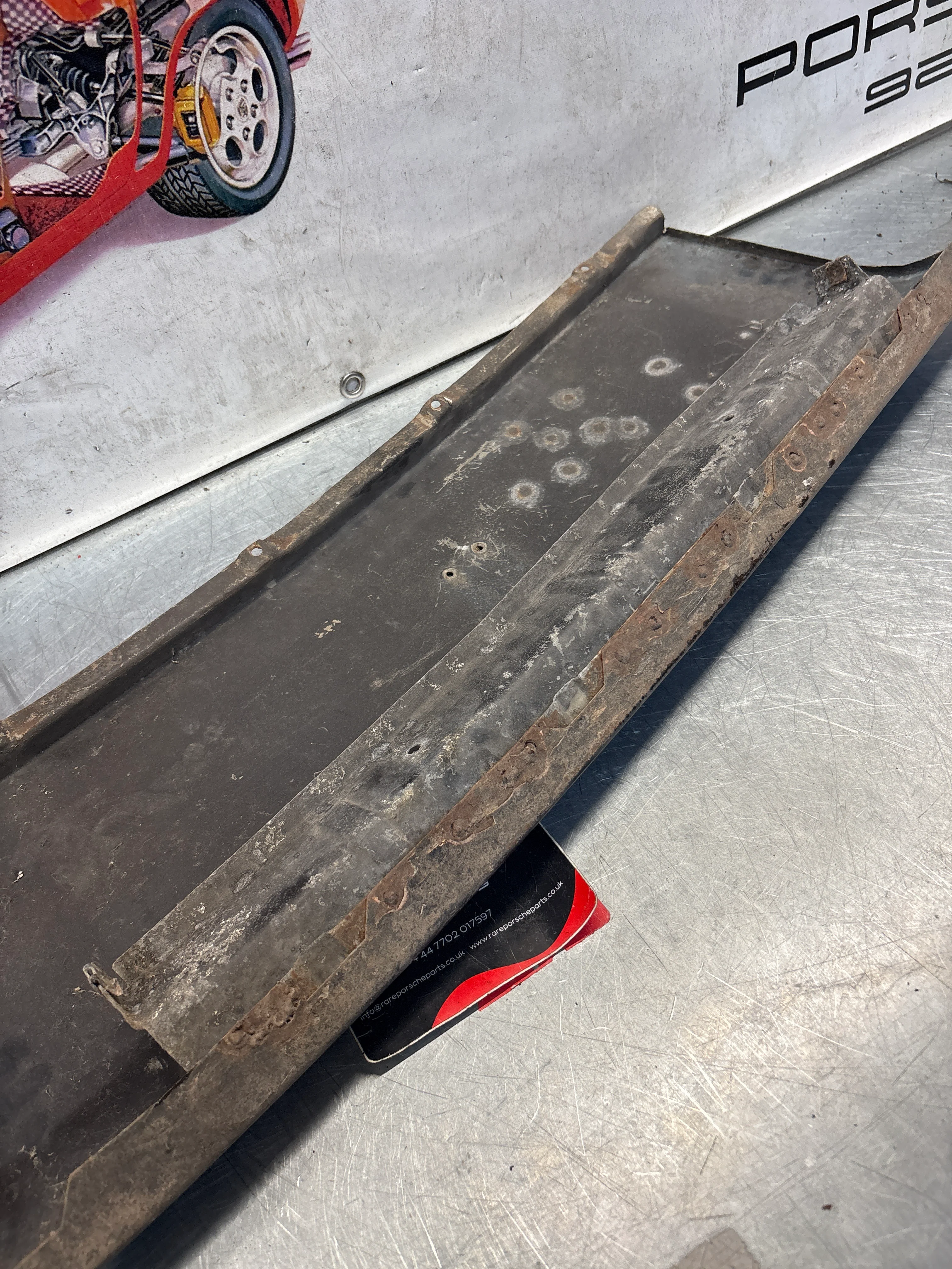 Porsche 924 944 front panel, badge panel, 94450303302 used - Image 11