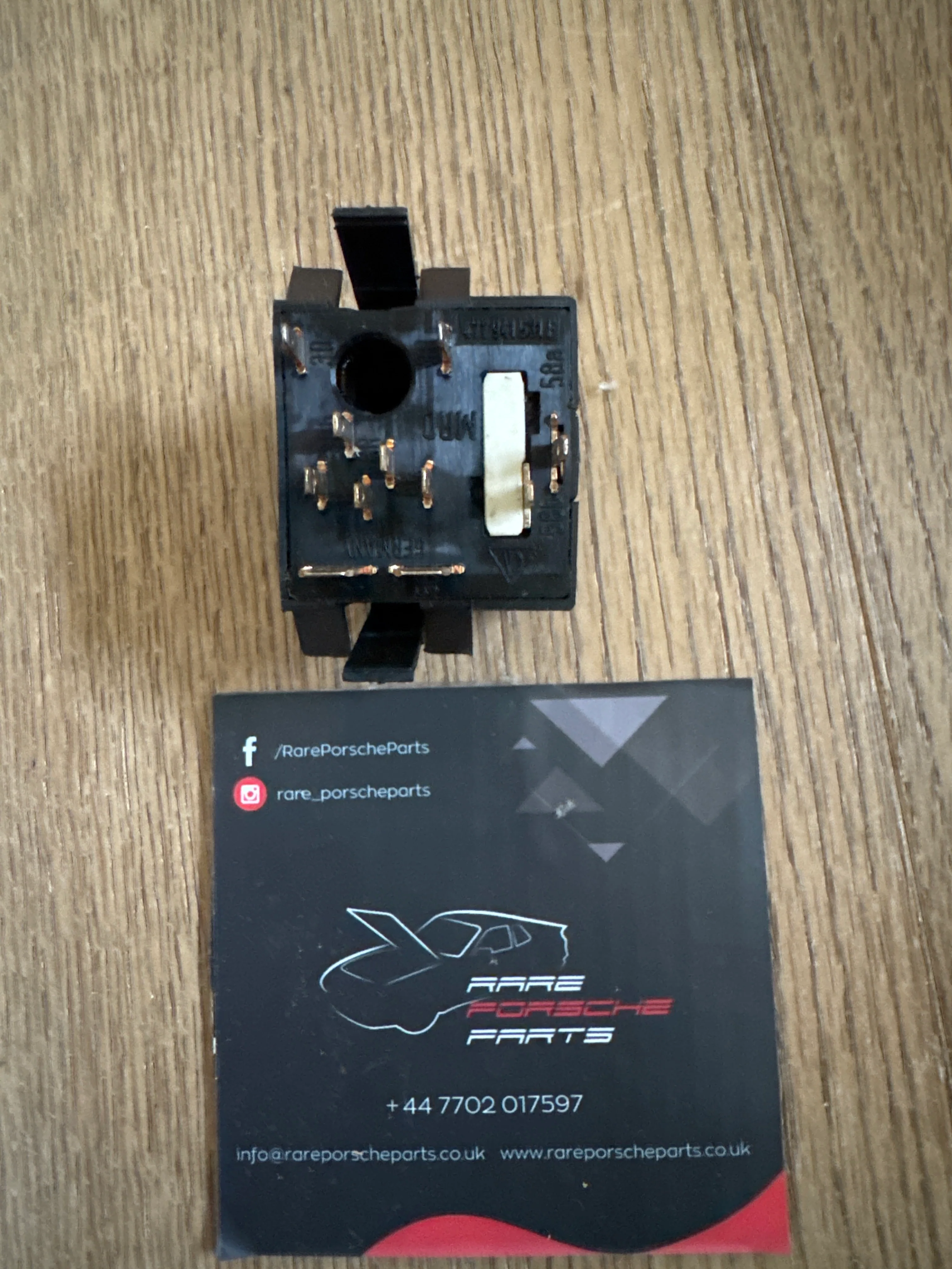 Porsche 924 / 944 headlight switch 477941531F New NOS - Image 3