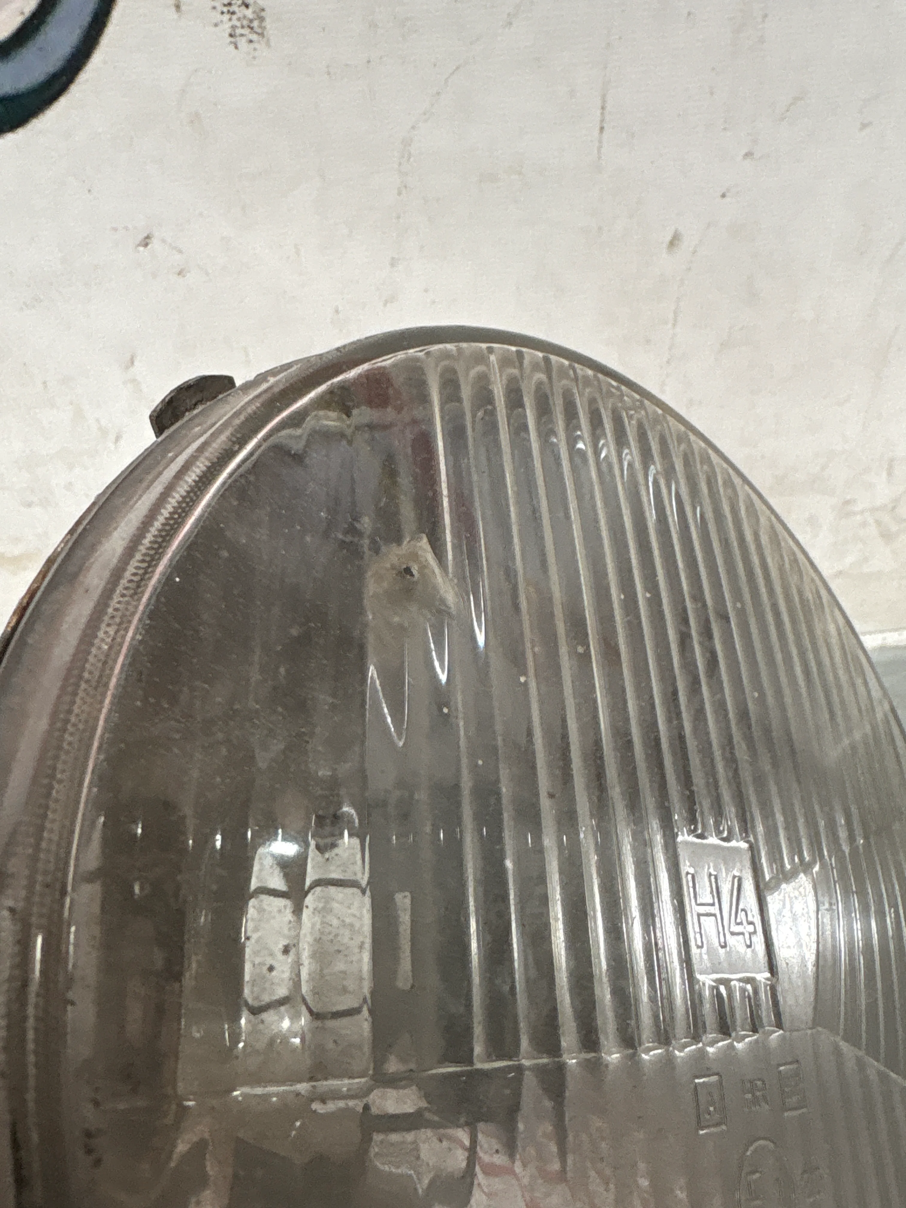 Porsche 924 944 Hella h4 headlight, LHD used 477941771 / 306115367 - Image 2