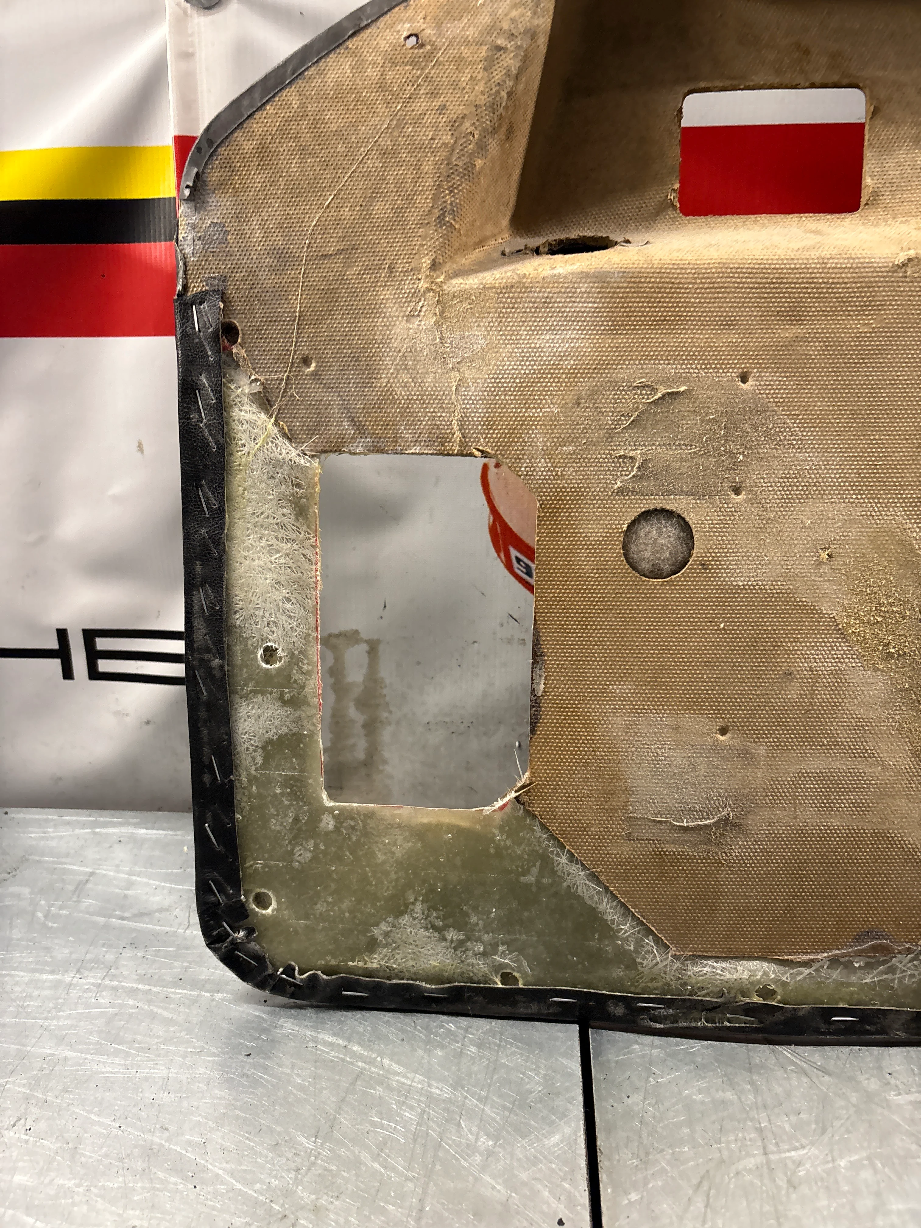 Porsche 924 / 944 Pair of early electric door cards, LHD 477867012 / 477867011 - Image 21