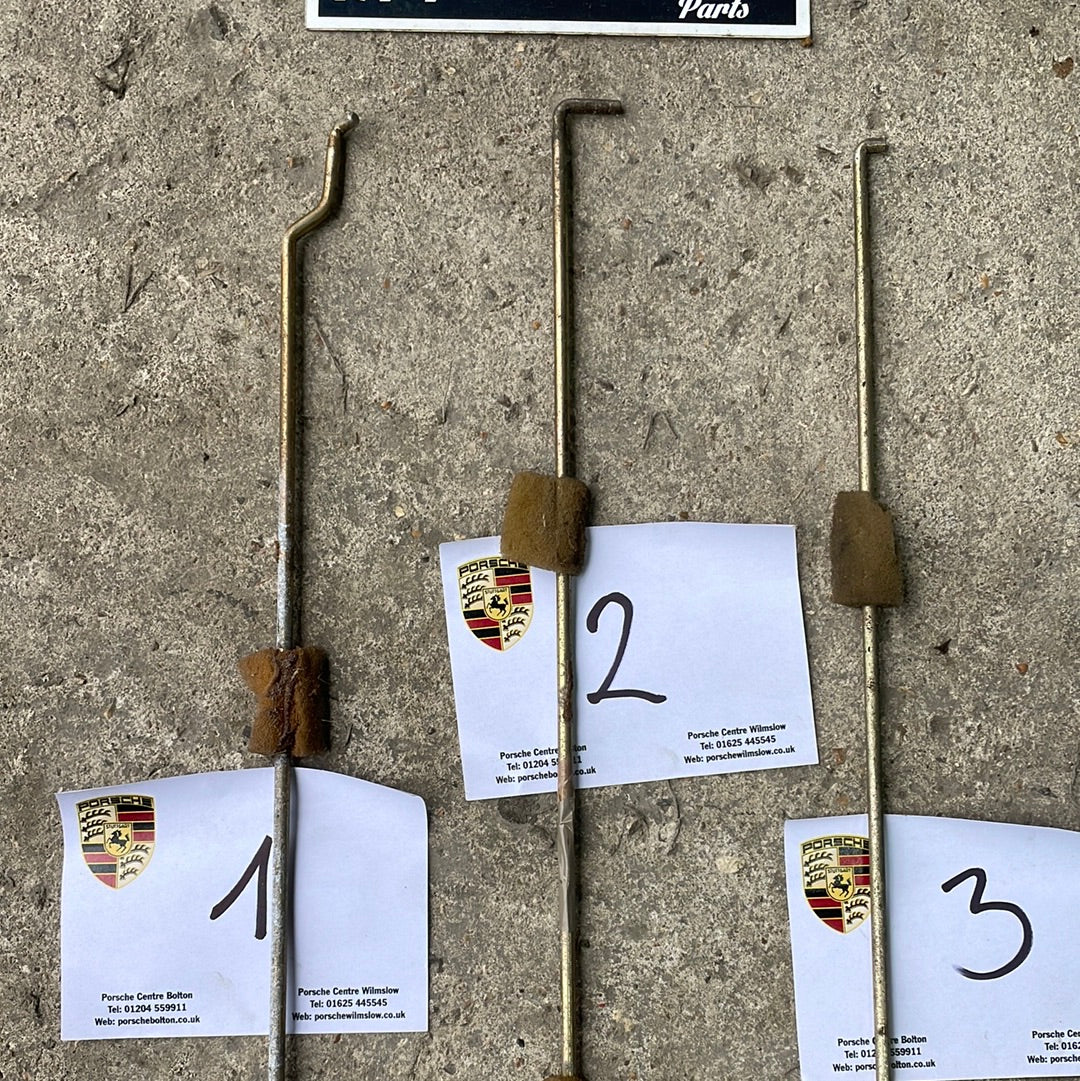 Porsche 924/944 tailgate / hatch locking rod used, only 1 rod read description - Image 3