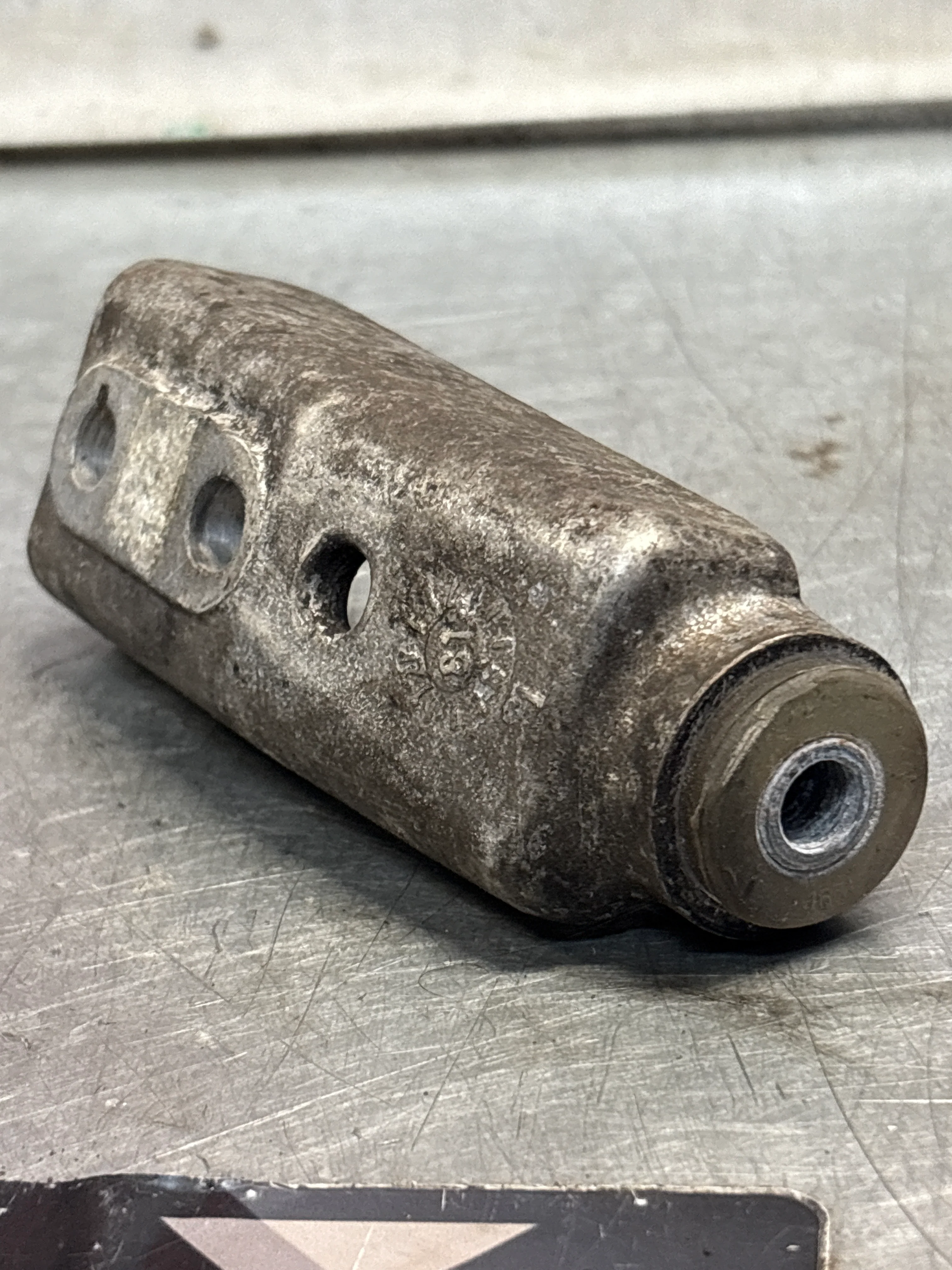 Porsche 924 alternator retaining bar clip, used 93160311300 - Image 4