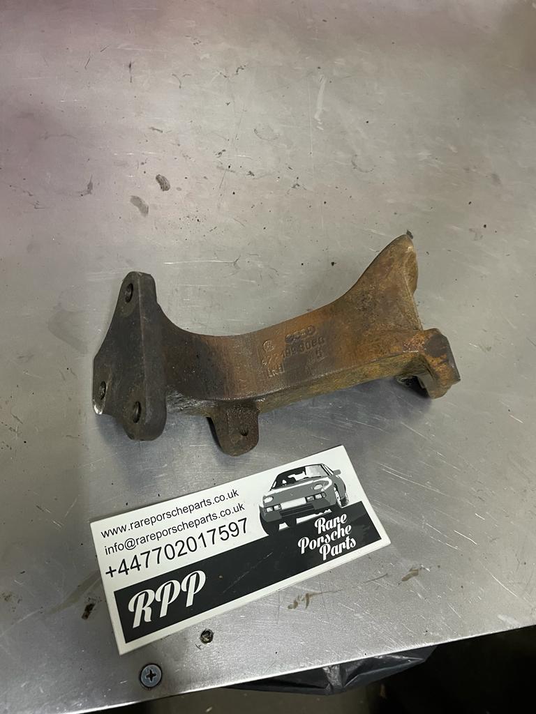 Porsche 924 engine mount holder cast, used 477199308C - Image 2